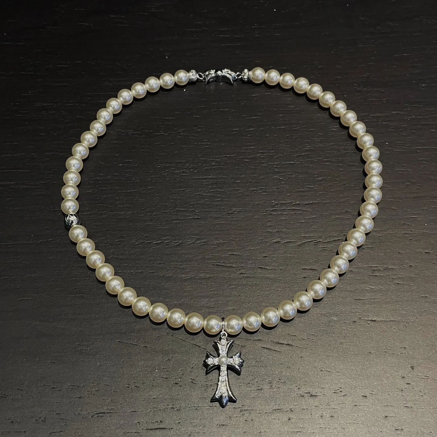 CHROME HEARTS Pearl Cross Necklace（CHROME HEARTS 246）