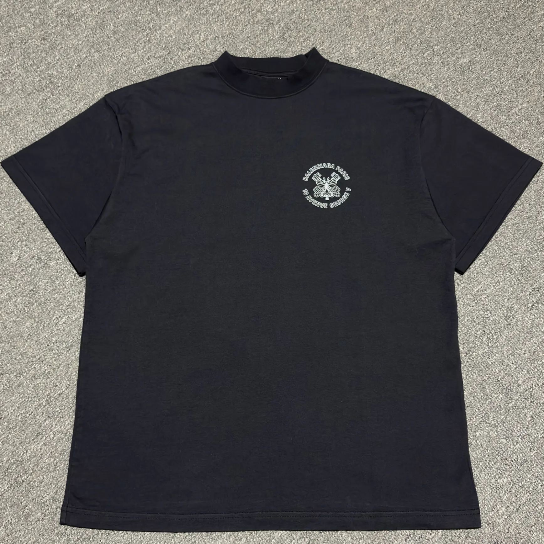 BALENCIAGA OVERSIZED T-SHIRT（787349TRVU59374）