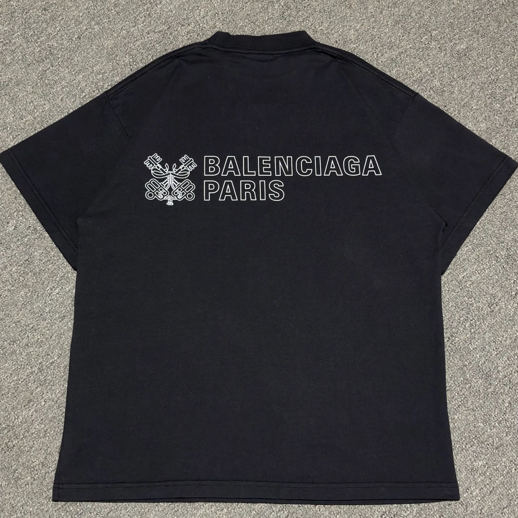 BALENCIAGA OVERSIZED T-SHIRT（787349TRVU59374）