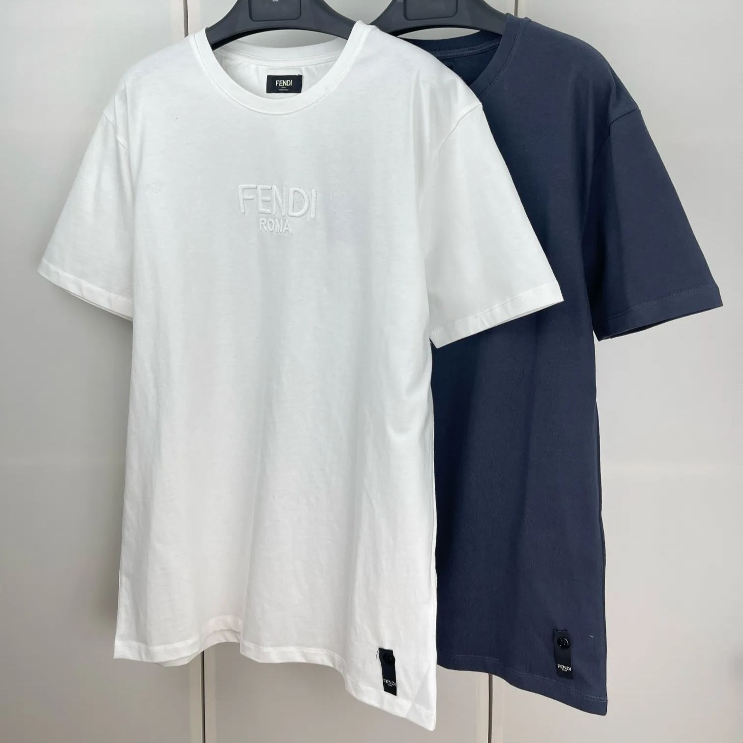 FENDI T-Shirt Cotton White (FY1319ATLAF0QA0）