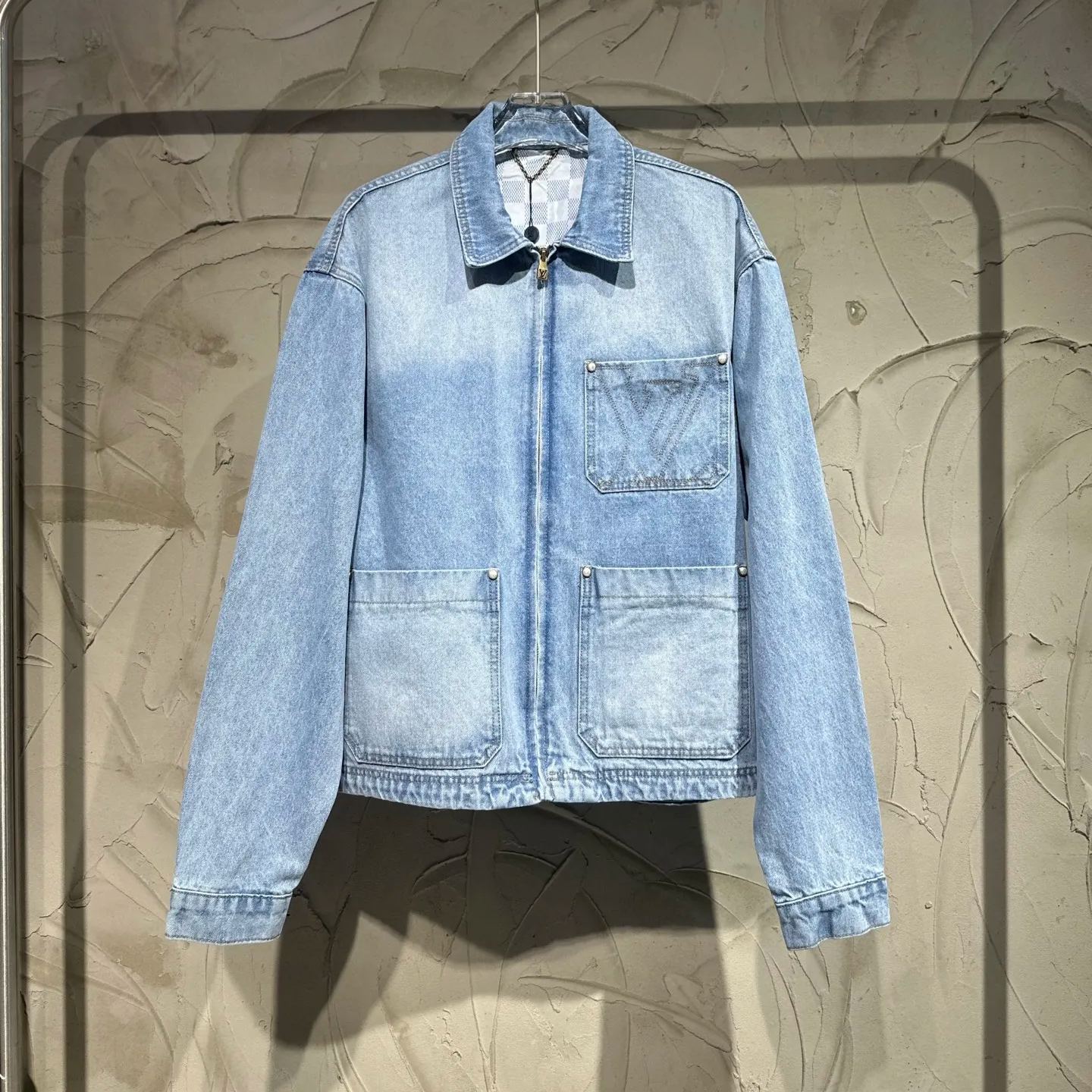LOUIS VUITTON Workwear denim jacket（1AGTF5）