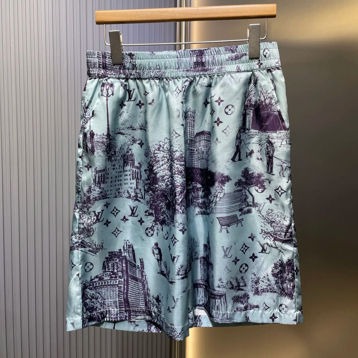 Louis Vuitton Shorts (1AGJKJ）