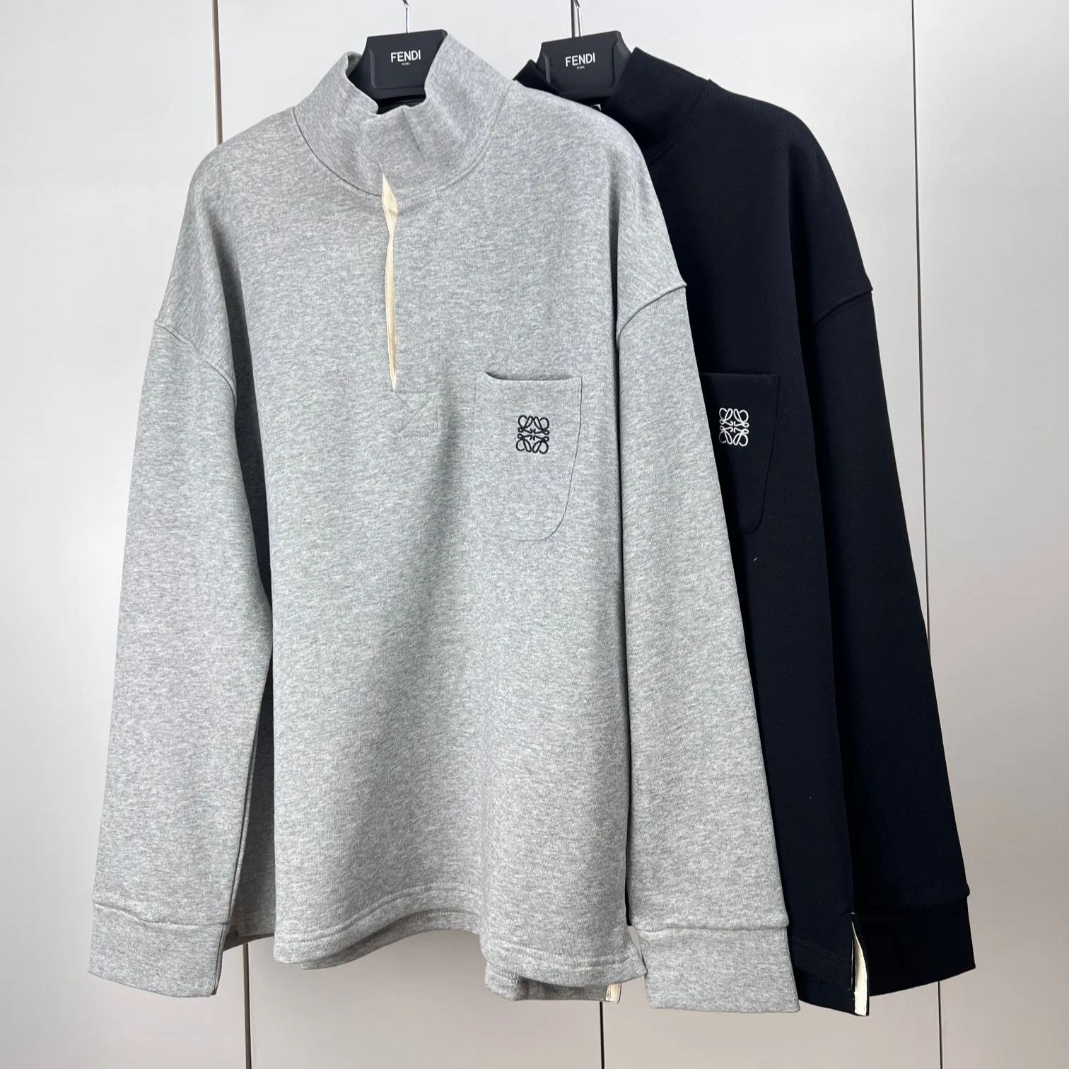 Loewe High Neck Anagram Sweater (H526Y24X30-1440）