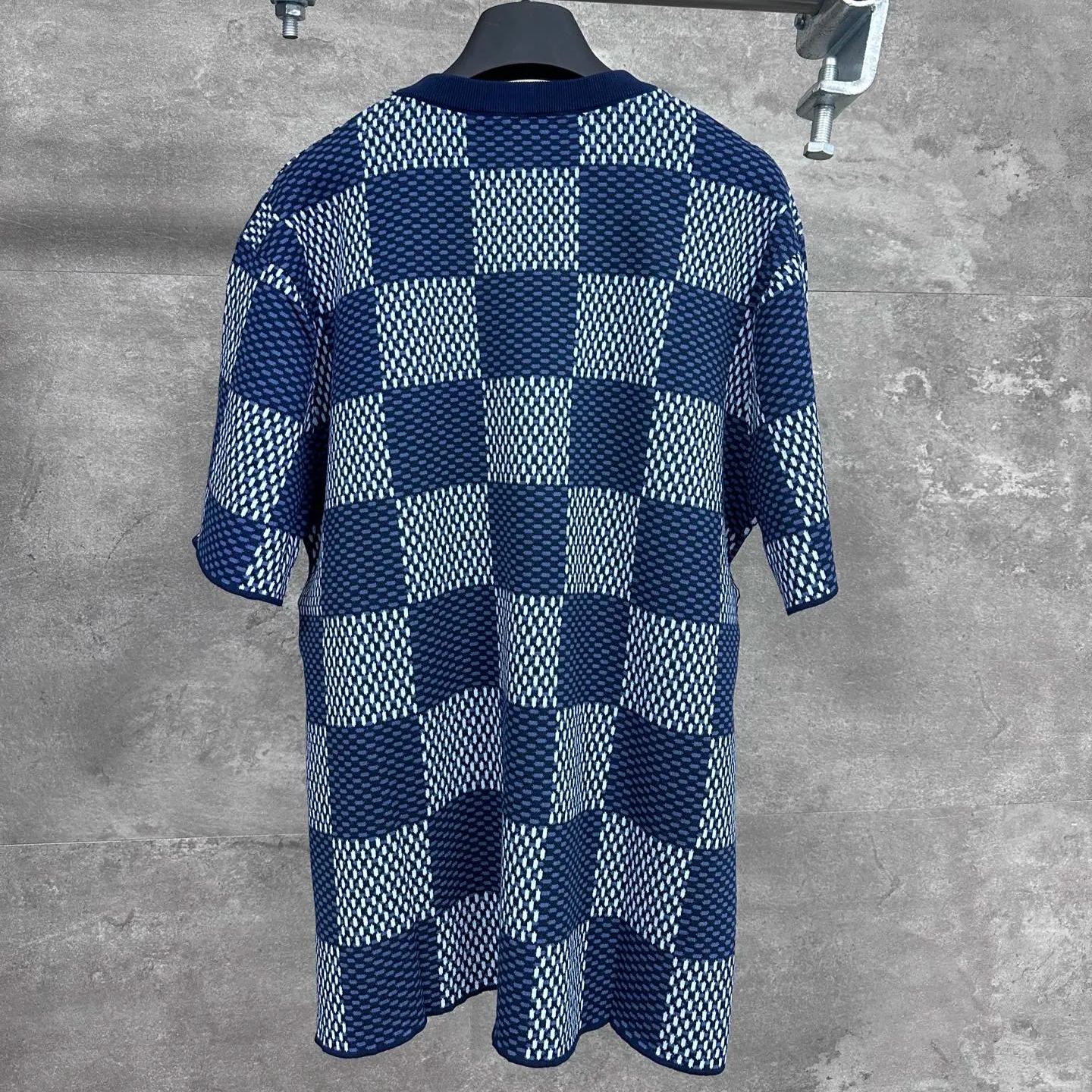 Louis Vuitton Crewneck（1AGHTK）