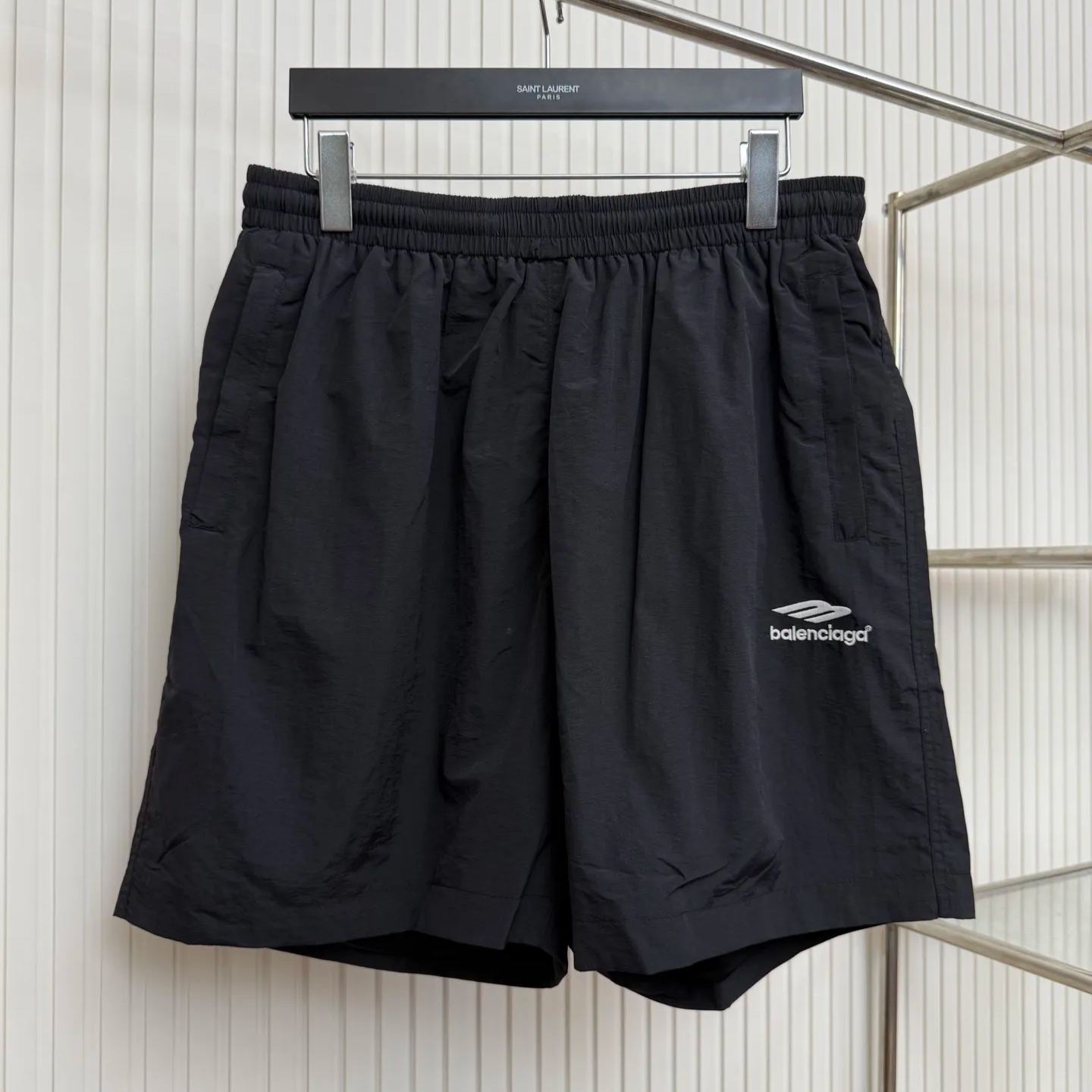 Balenciaga 3B Sports Icon Tracksuit Shorts Black/White Logo（704717TKO481000）