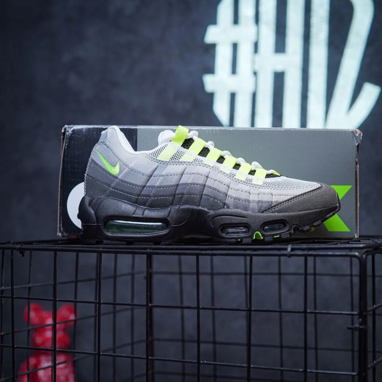 Nike Air Max 95 Patch OG "Neon"(747137-170)