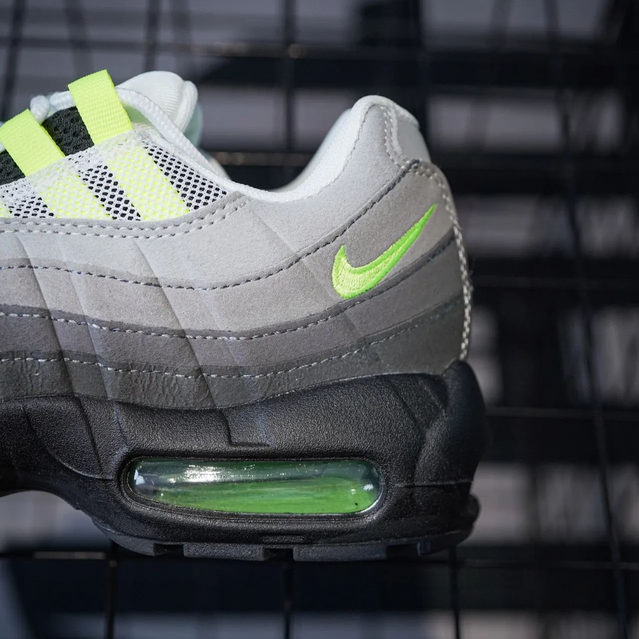 Nike Air Max 95 Patch OG "Neon"(747137-170)