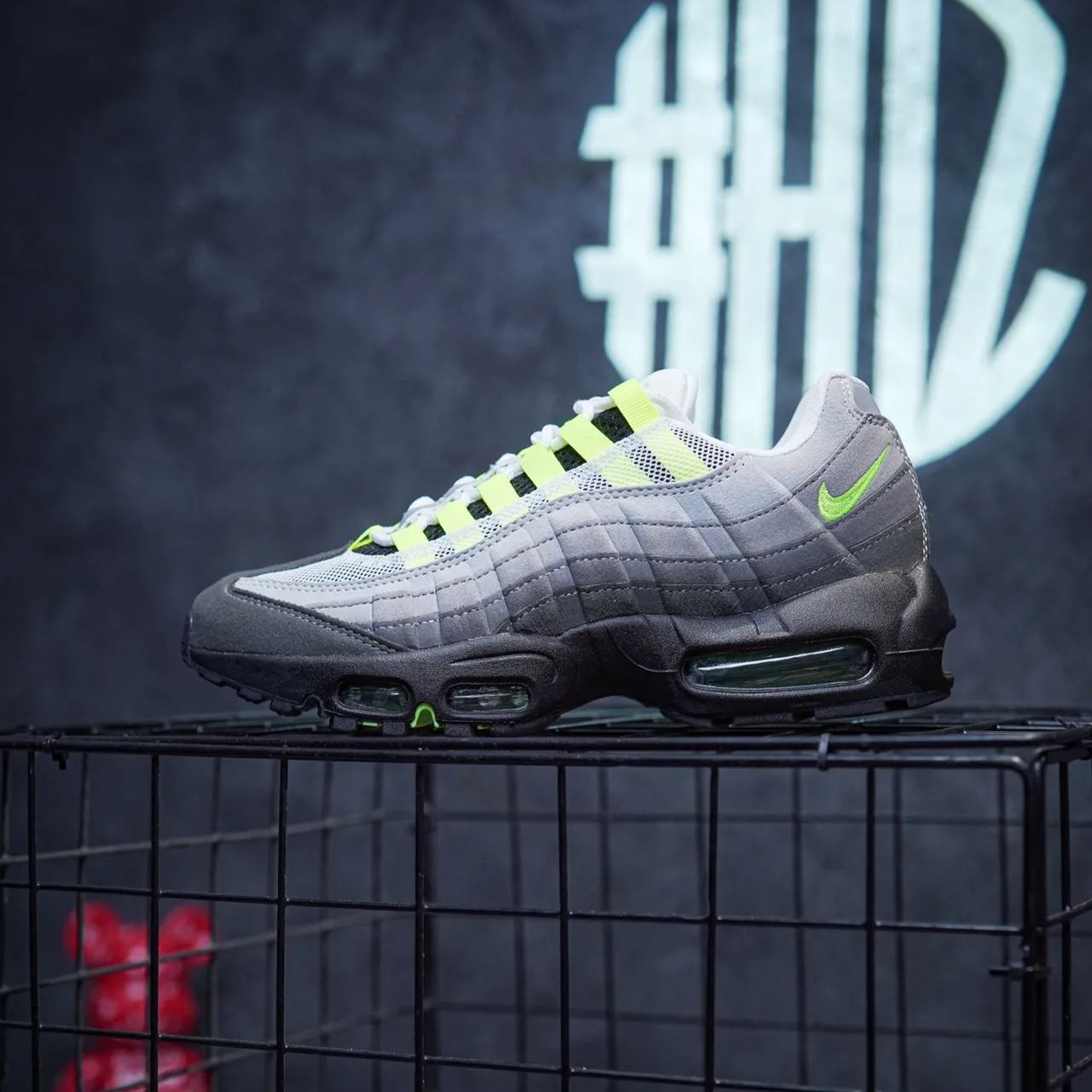 Nike Air Vapormax 95 "Neon"(AJ7292-001)