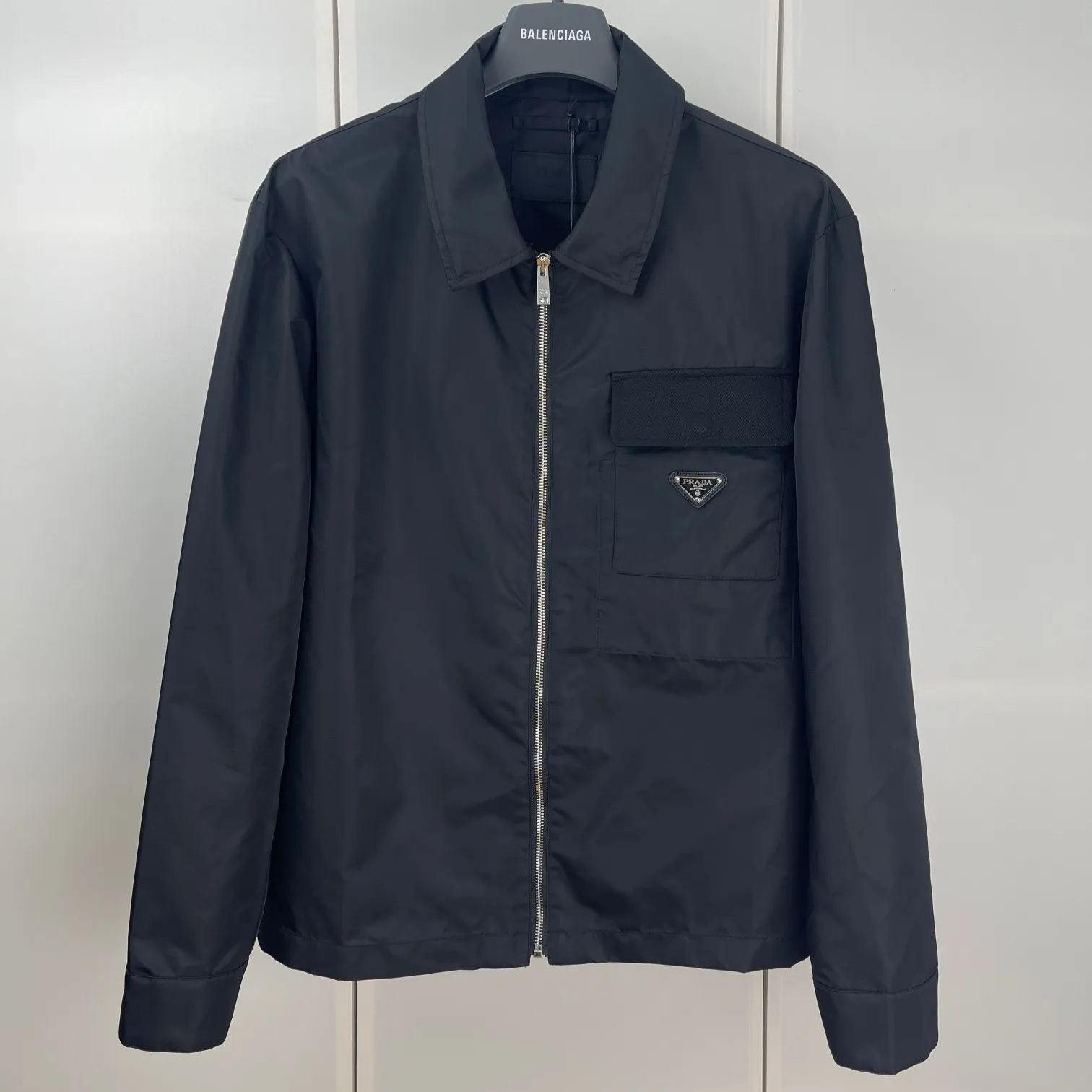 Prada Wool And Re-Nylon Shirt With Classic Collar Black（SC569-1XTO-F0002-S-221）