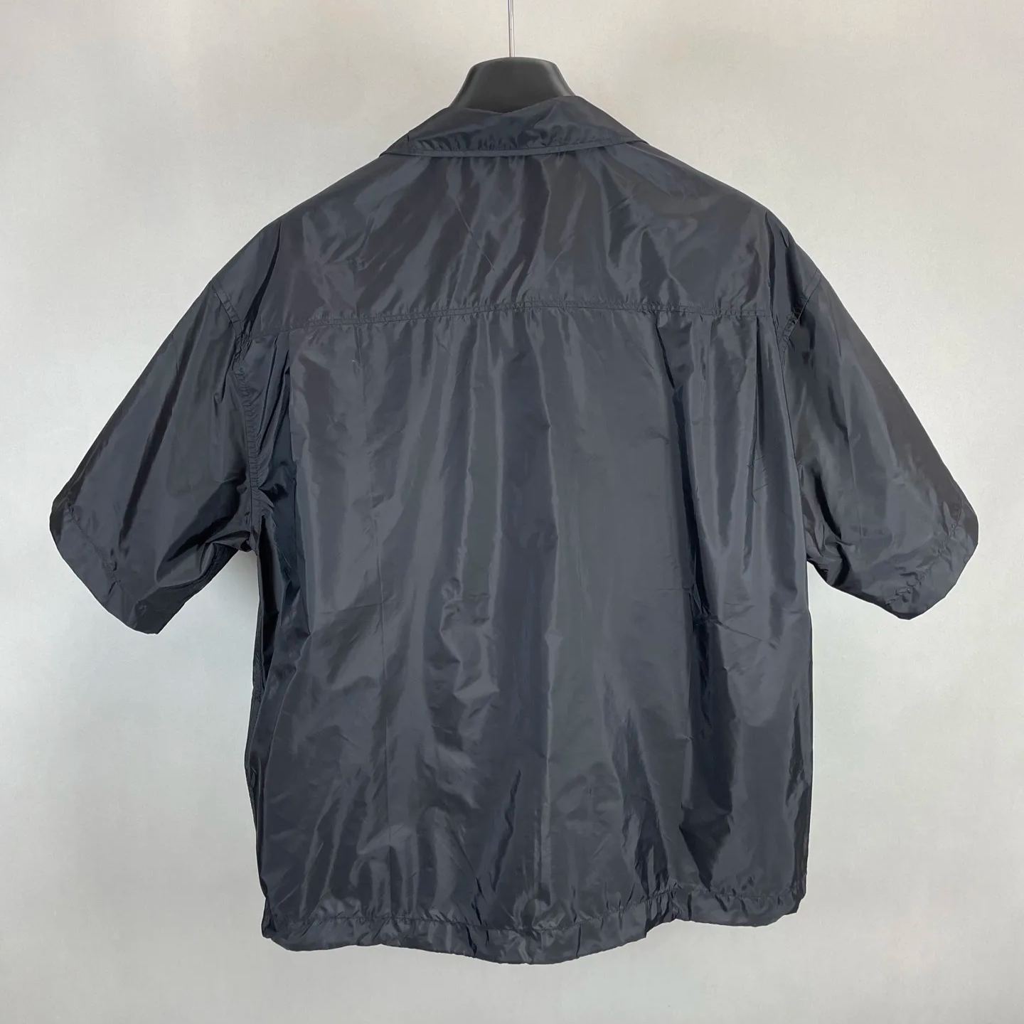 PRADA SHORT-SLEEVED SHIRTS  (SC758-1WQ9-F0161-S-OOO）