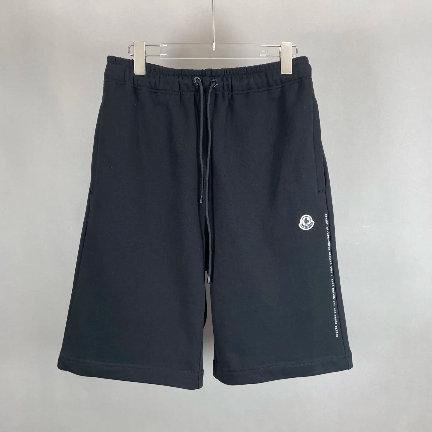 Moncler x FRGMT shorts（K109U8H00001M5214999）