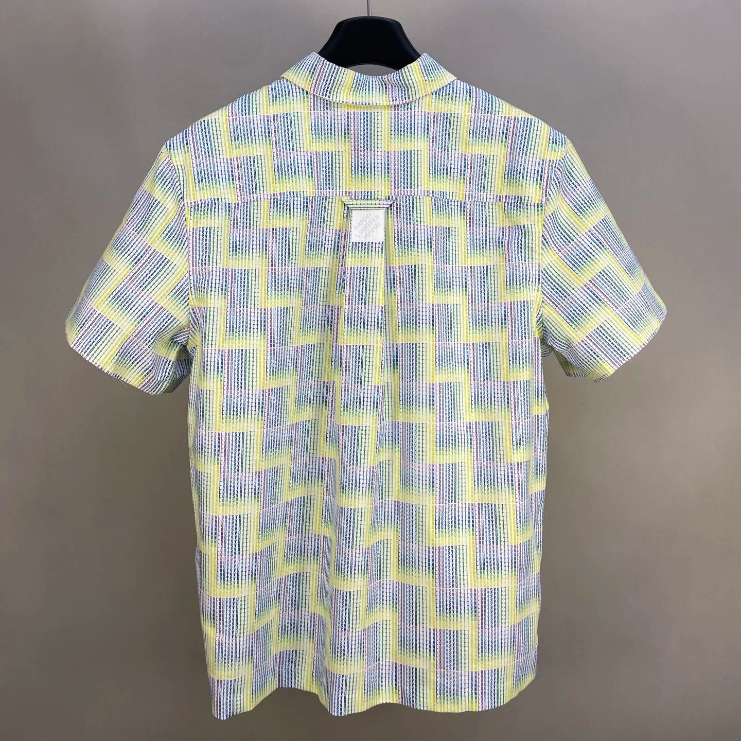 Louis Vuitton Men's Graphic Print Shirt（1AGTQH）