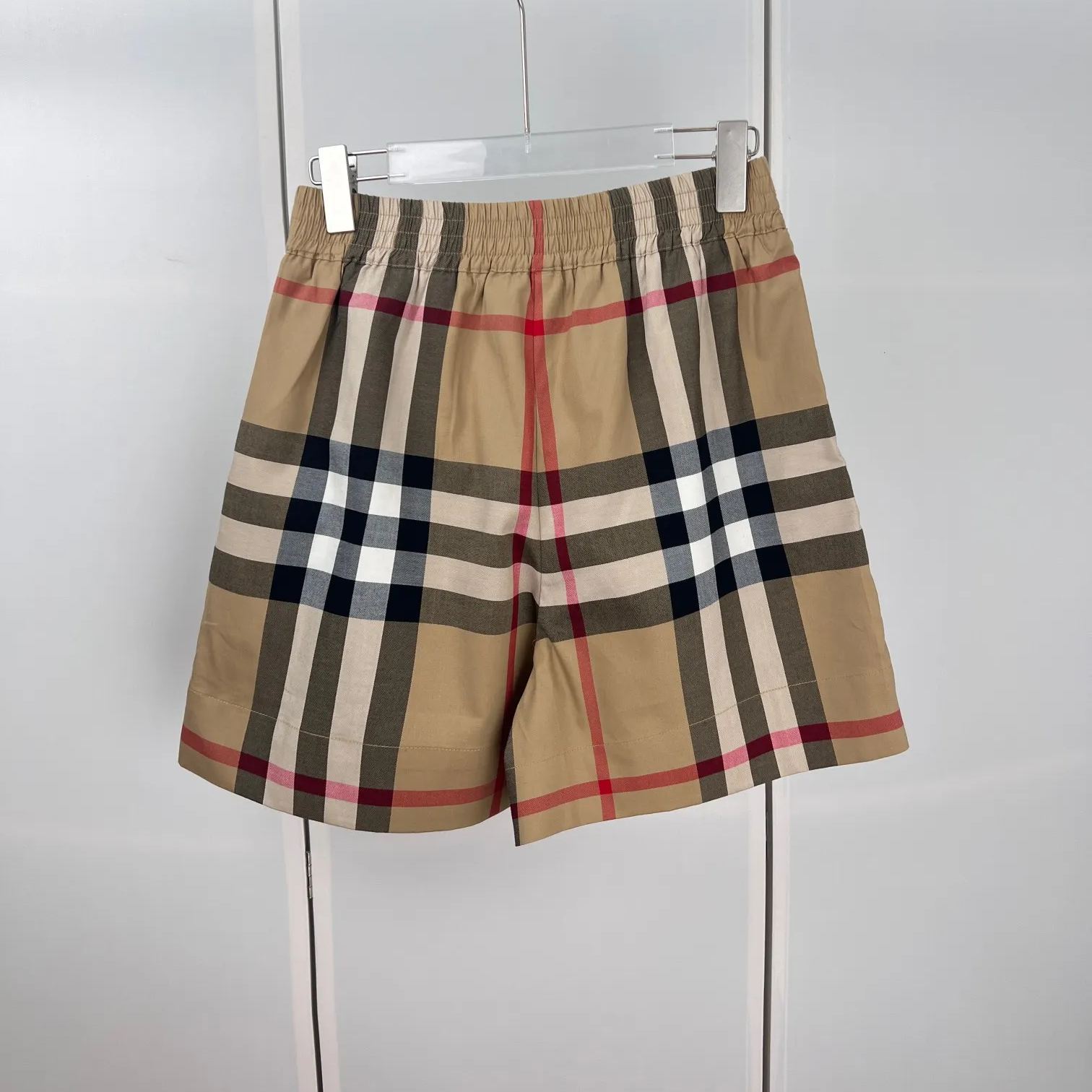 Burberry Check Cotton Shorts in Archive beige（80710911）