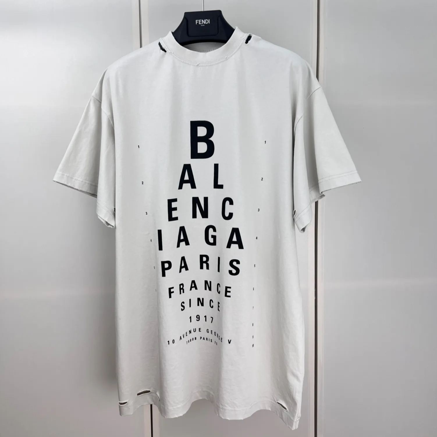 Balenciaga OPTICAL OVERSIZE T-SHIRT（811688TRVU69034）