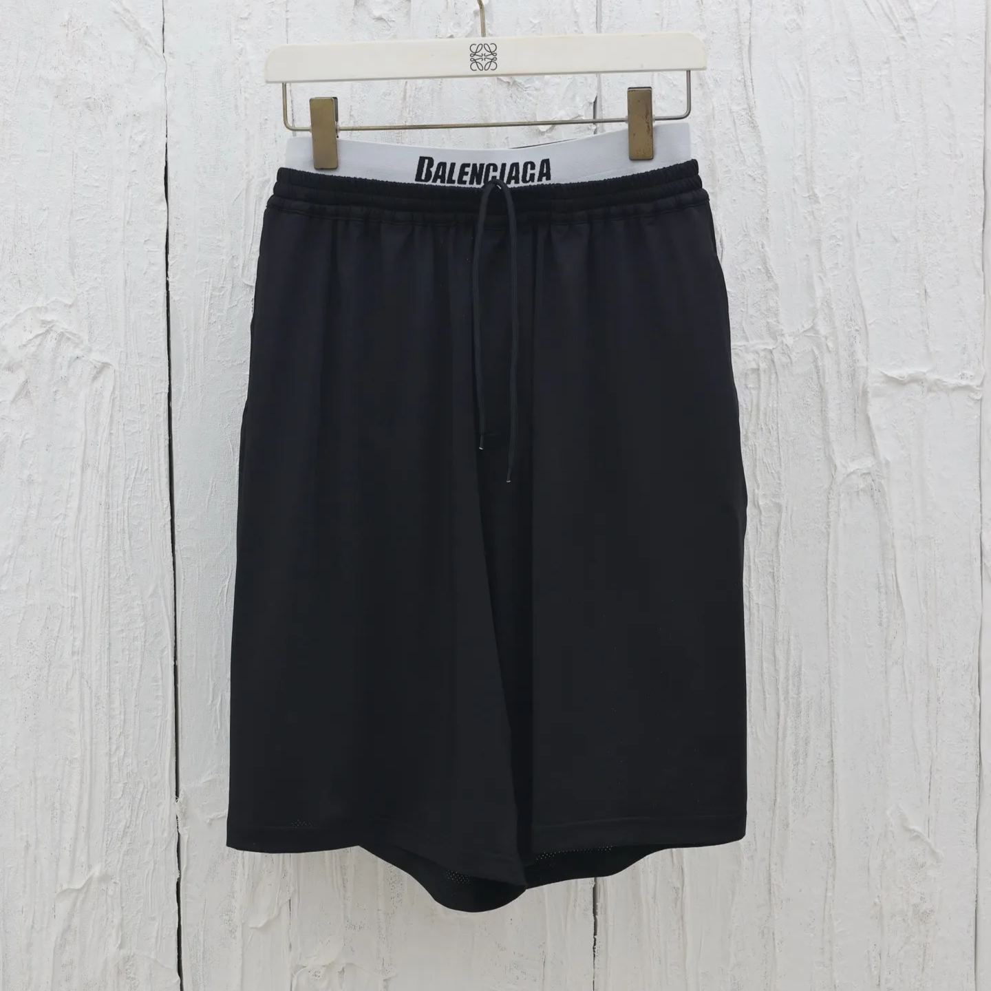 Balenciaga Shorts In Black（6983174C0B41000）