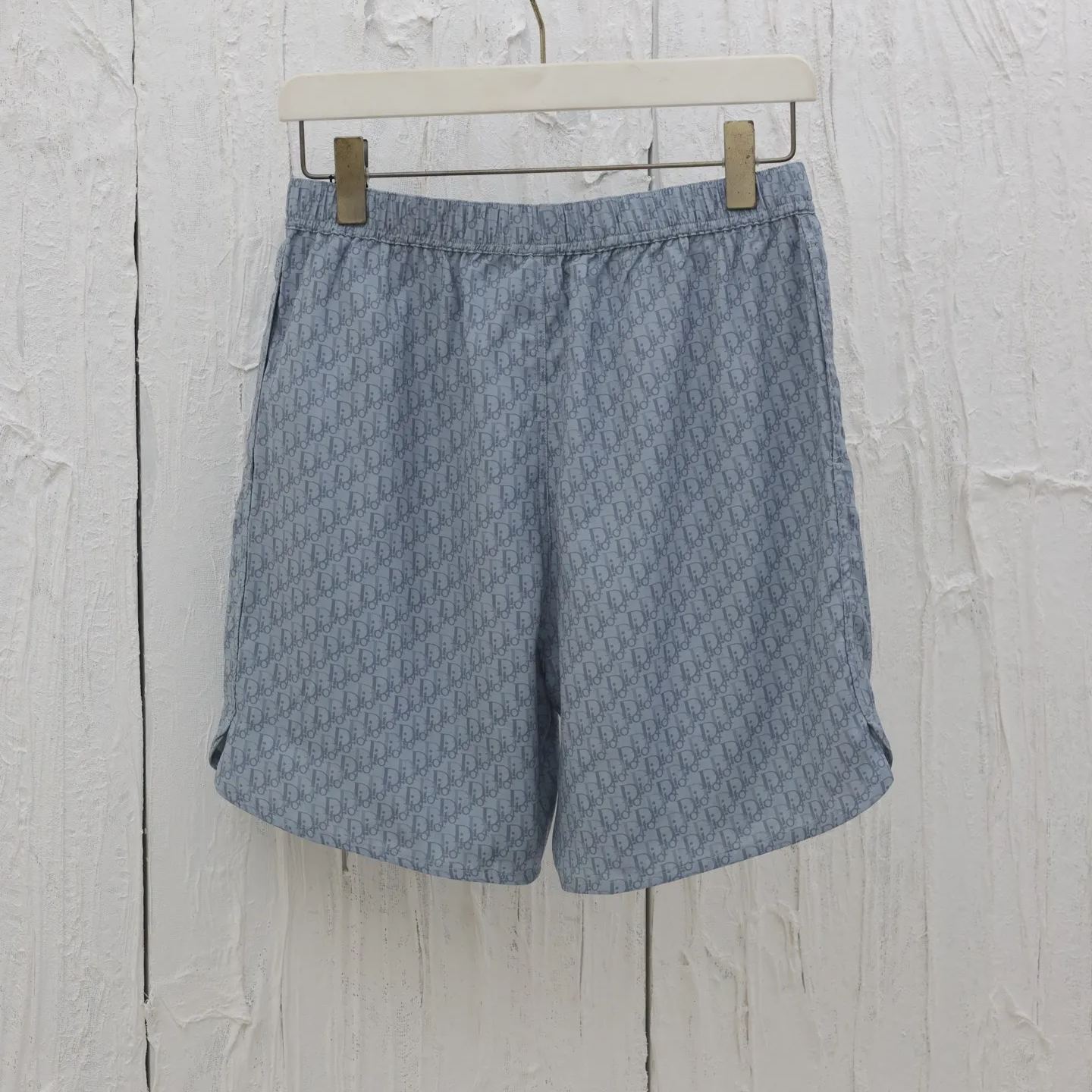 Louis Vuitton Shorts（483C102A5231-C540）