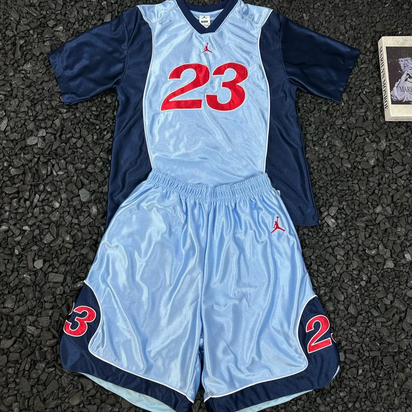 Supreme Jordan Warm-Up Kit (FW24KN1OLIVE）