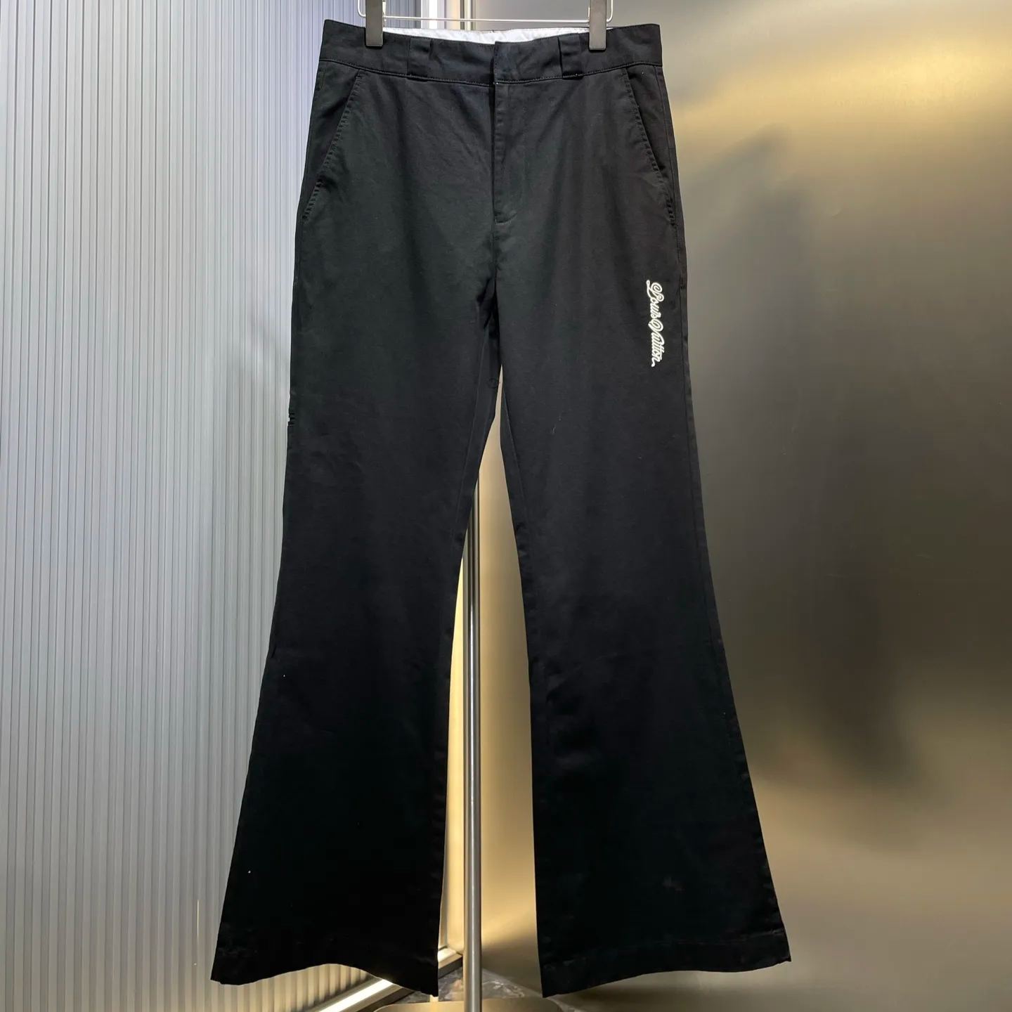 Louis Vuitton  Flared Preppy Chino Pants（1AGTO9）