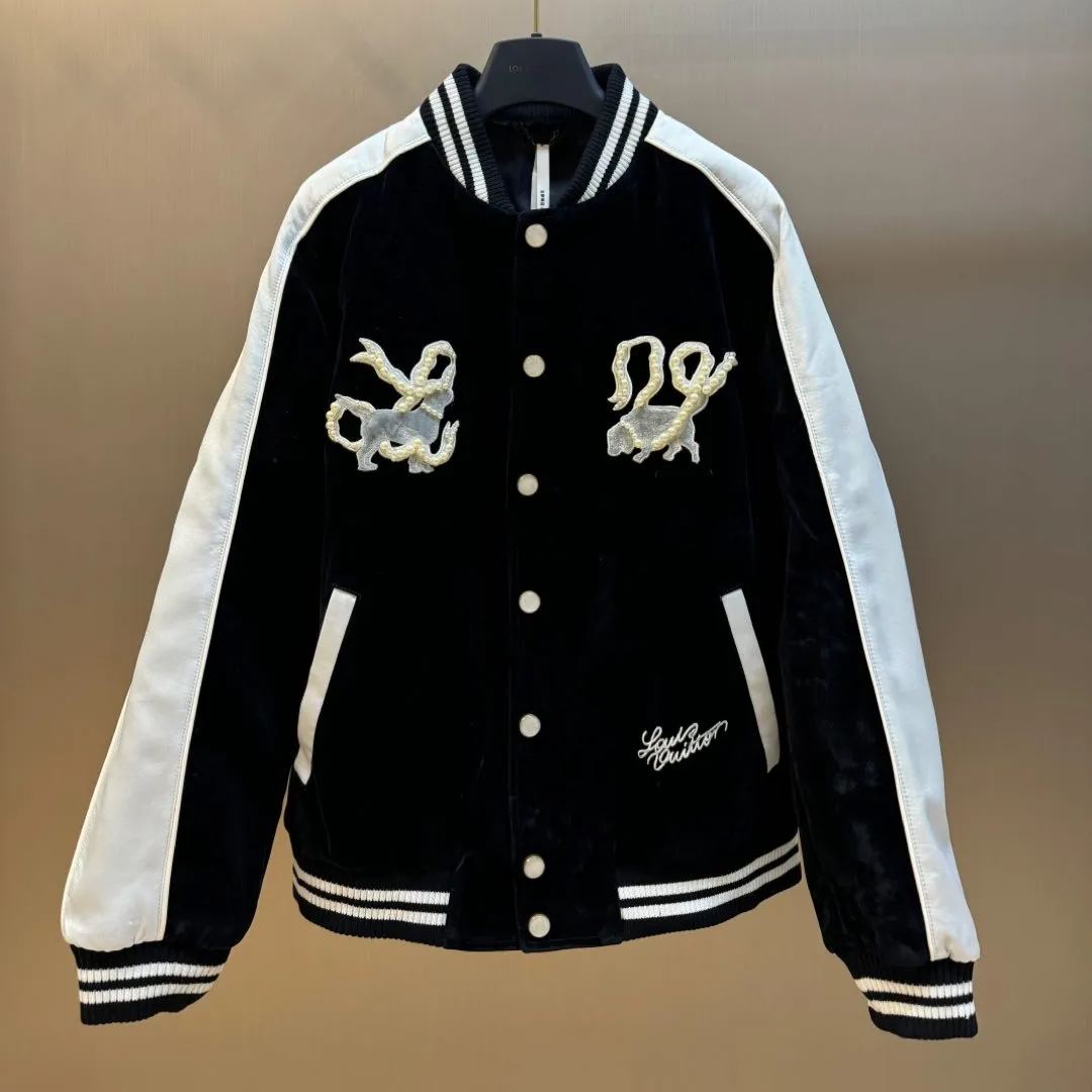 Louis Vuitton  Denim velvet souvenir jacket（1AGIMF）