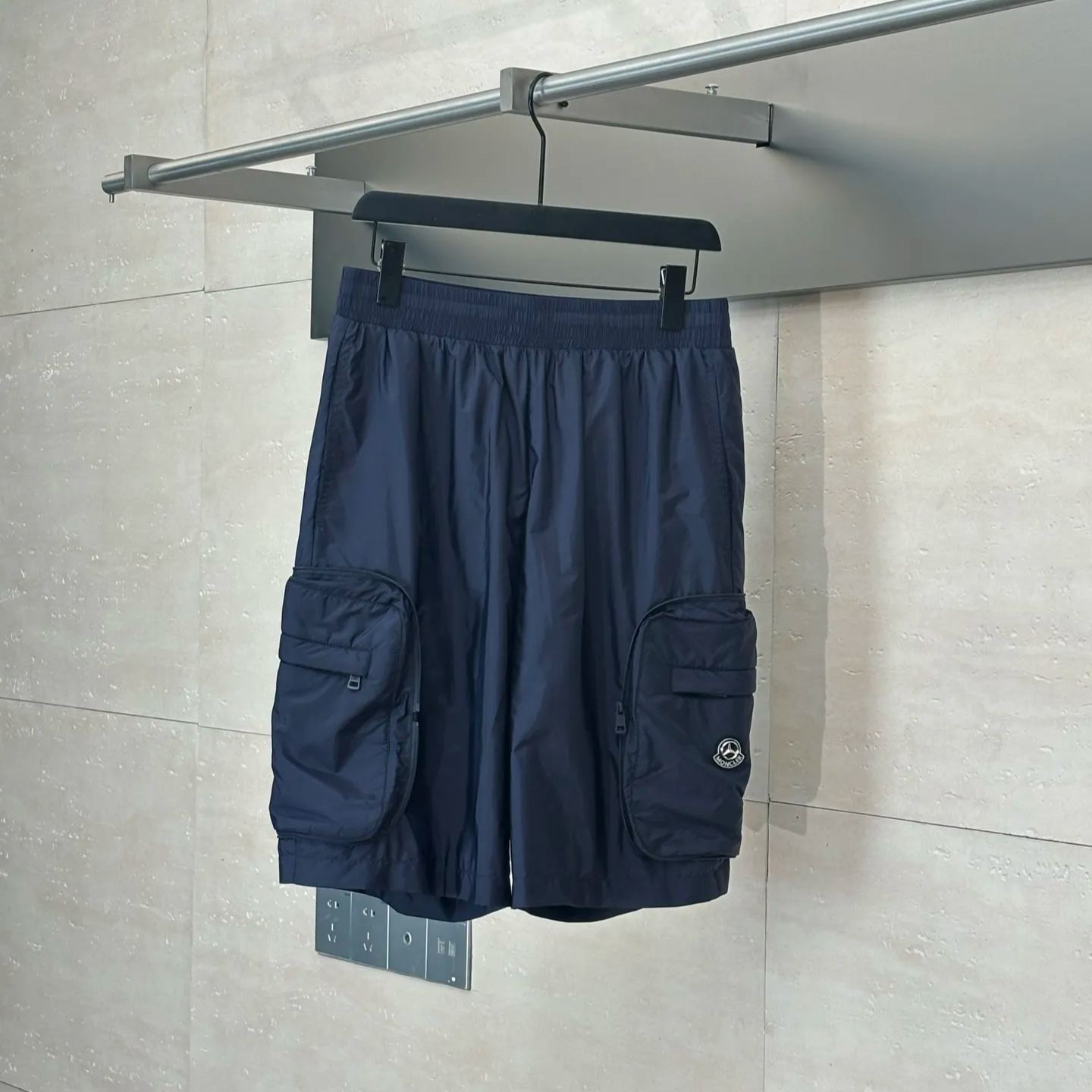 Bermuda Moncler x Mercedes-Benz by NigoNIGO（K14012B00001M5920778）