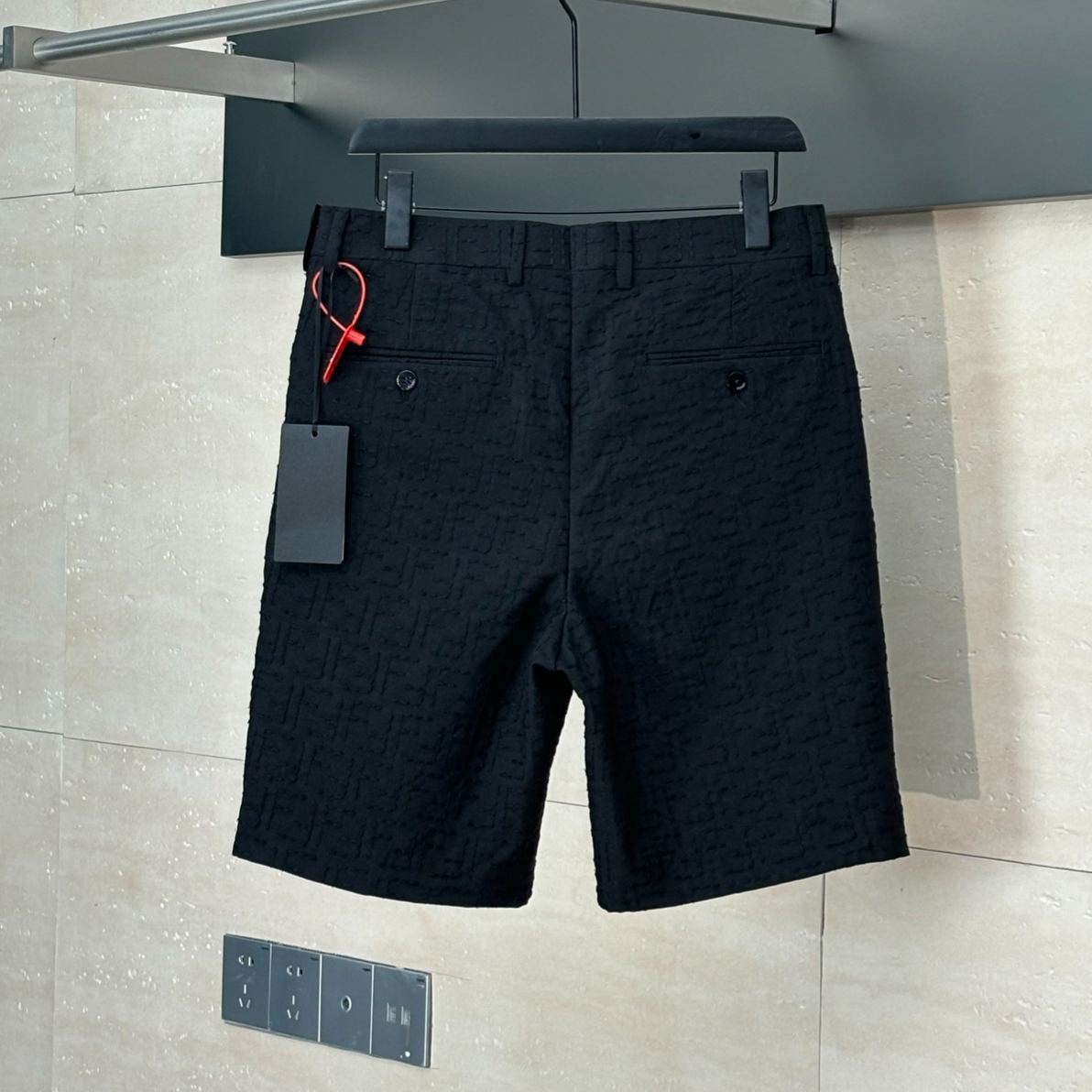FENDI Black linen FF jacquard shorts  (FB0821AU6YF0QA1）