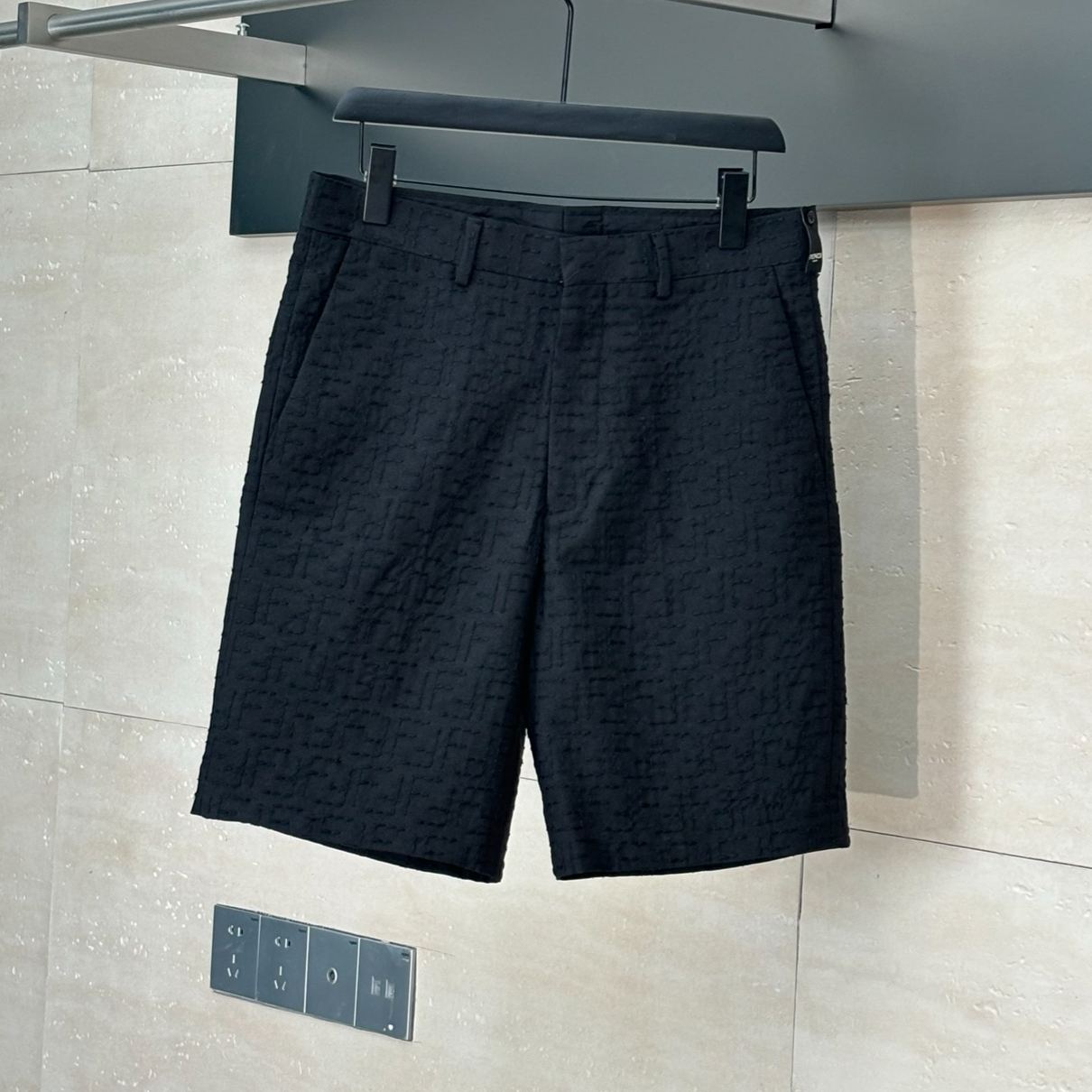FENDI Black linen FF jacquard shorts  (FB0821AU6YF0QA1）