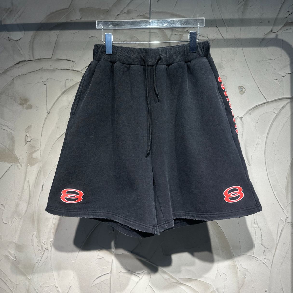 BALENCIAGA Vintage Black Shorts（826635TSVE11041）