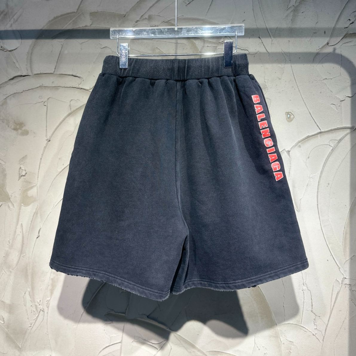 BALENCIAGA Vintage Black Shorts（826635TSVE11041）