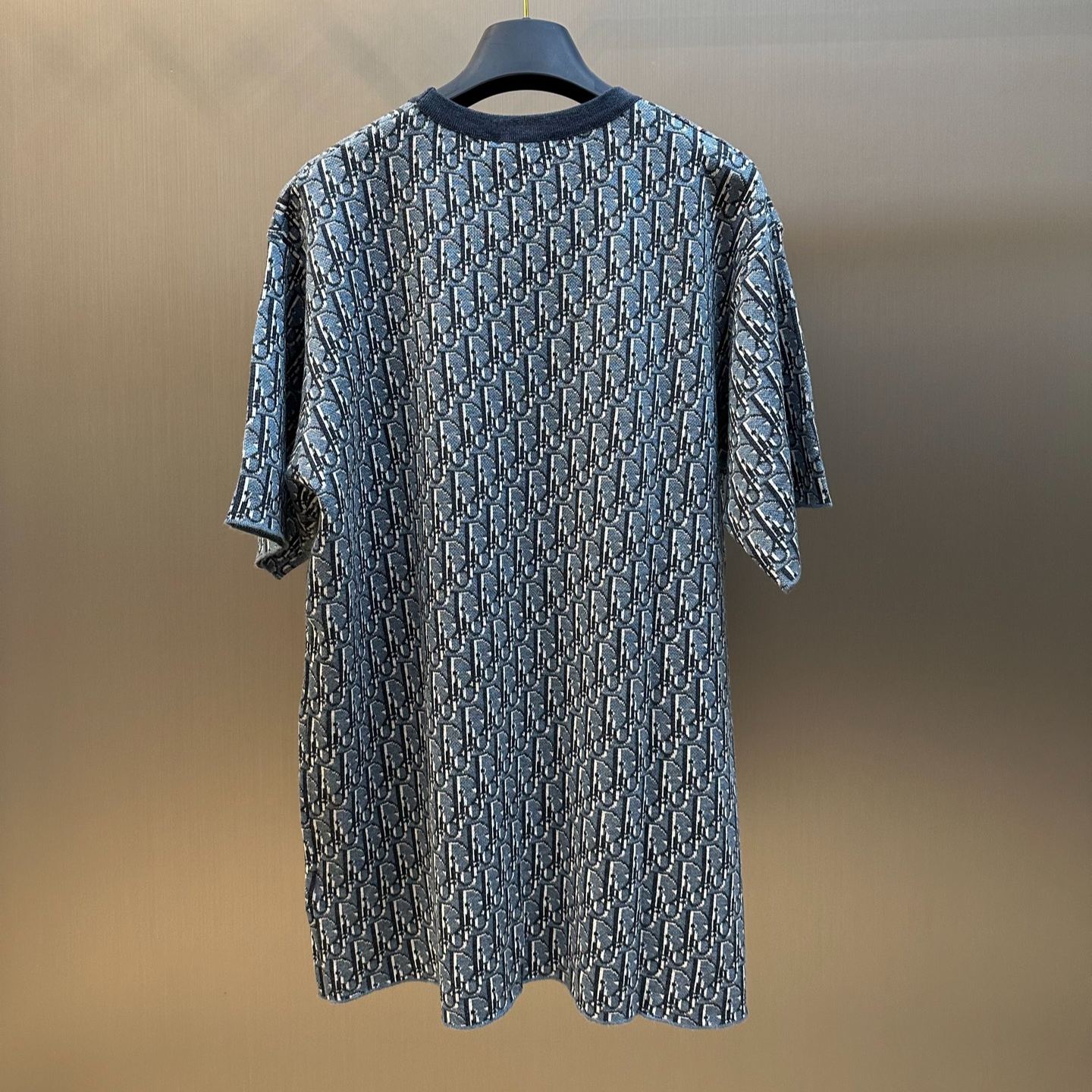 Dior T-shirt（593M634A7018-C585）