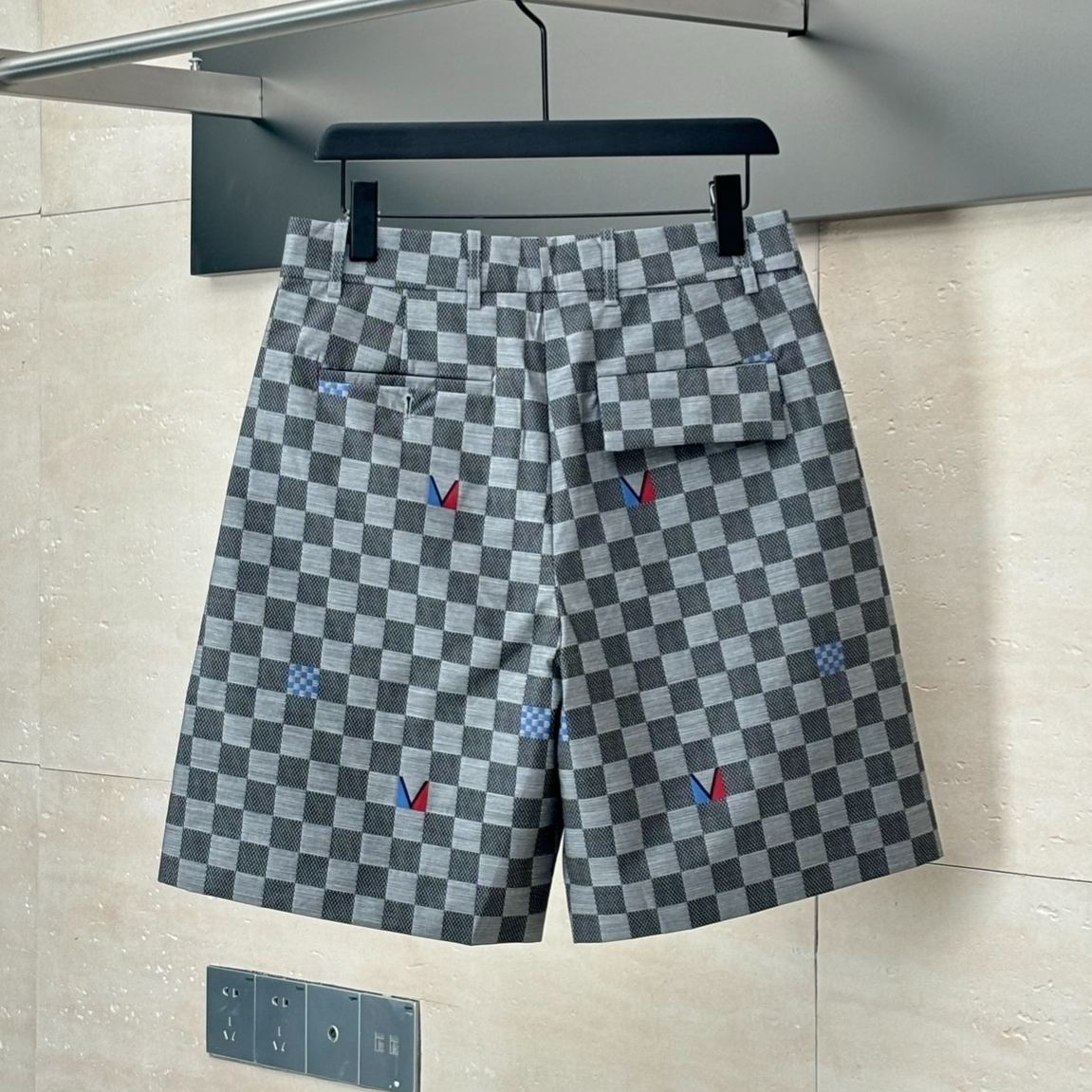Louis Vuitton Damier Shorts（1AFVT7）
