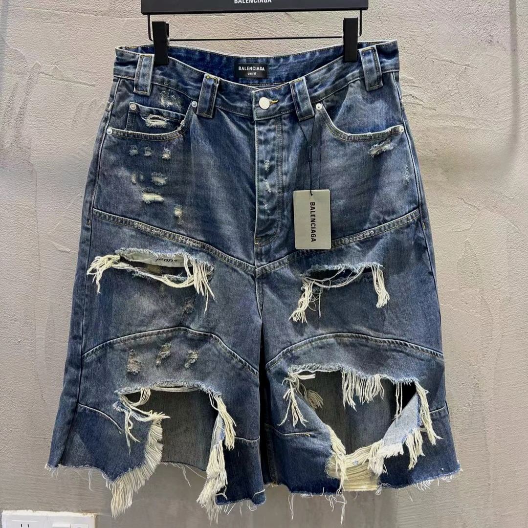 BALENCIAGA Men's Distressed Baggy Shorts "Blue"（831689TSW714011）