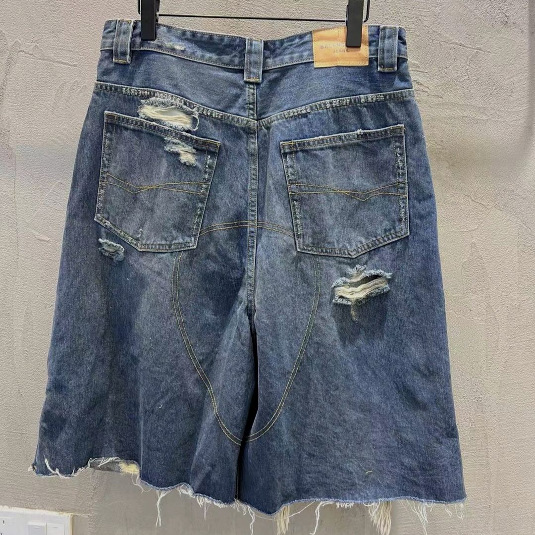 BALENCIAGA Men's Distressed Baggy Shorts "Blue"（831689TSW714011）