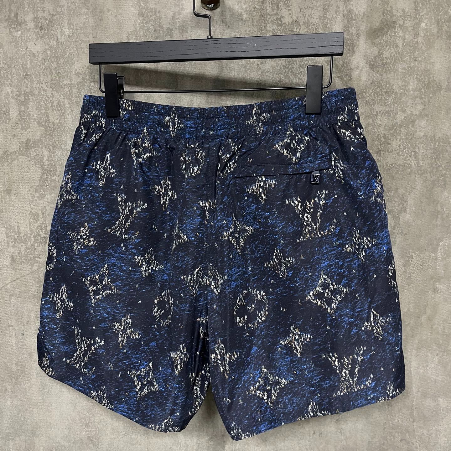 Louis Vuitton Printed Monogram Swim Shorts (1AHVZ9）