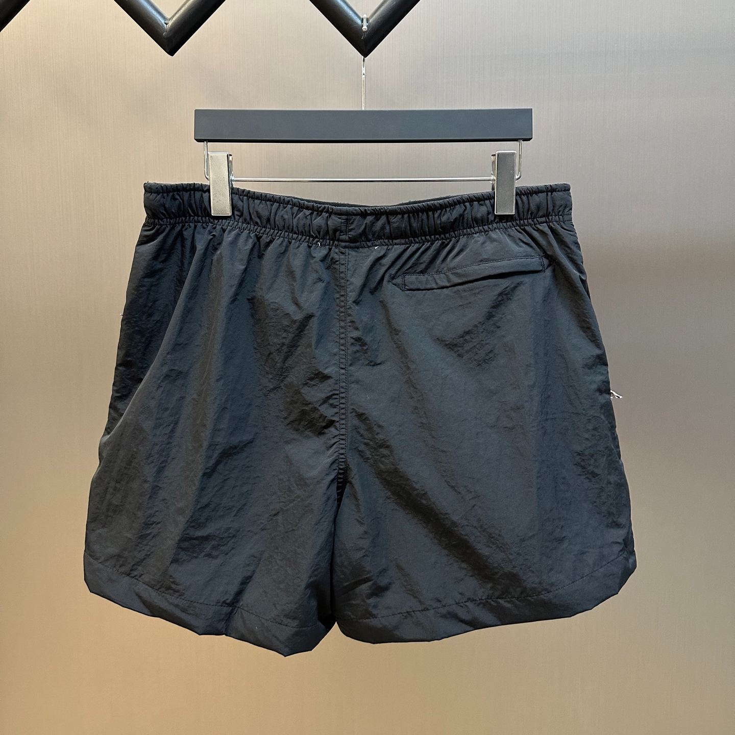 Acne Studios x Kappa Relaxed fit shorts (CK0122-900）