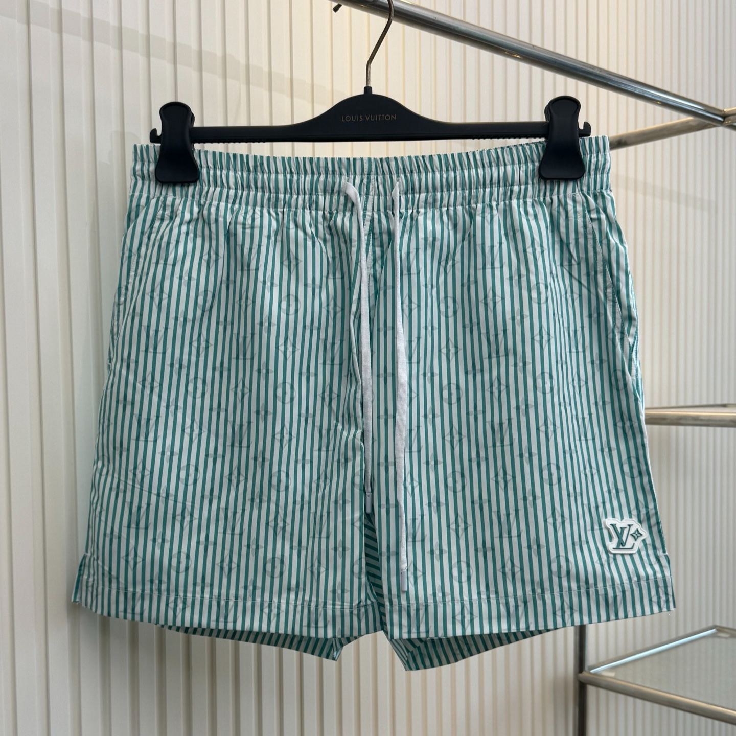 LOUIS VUITTON SS25 Beach Shorts Men's Blue（1AHVZE）