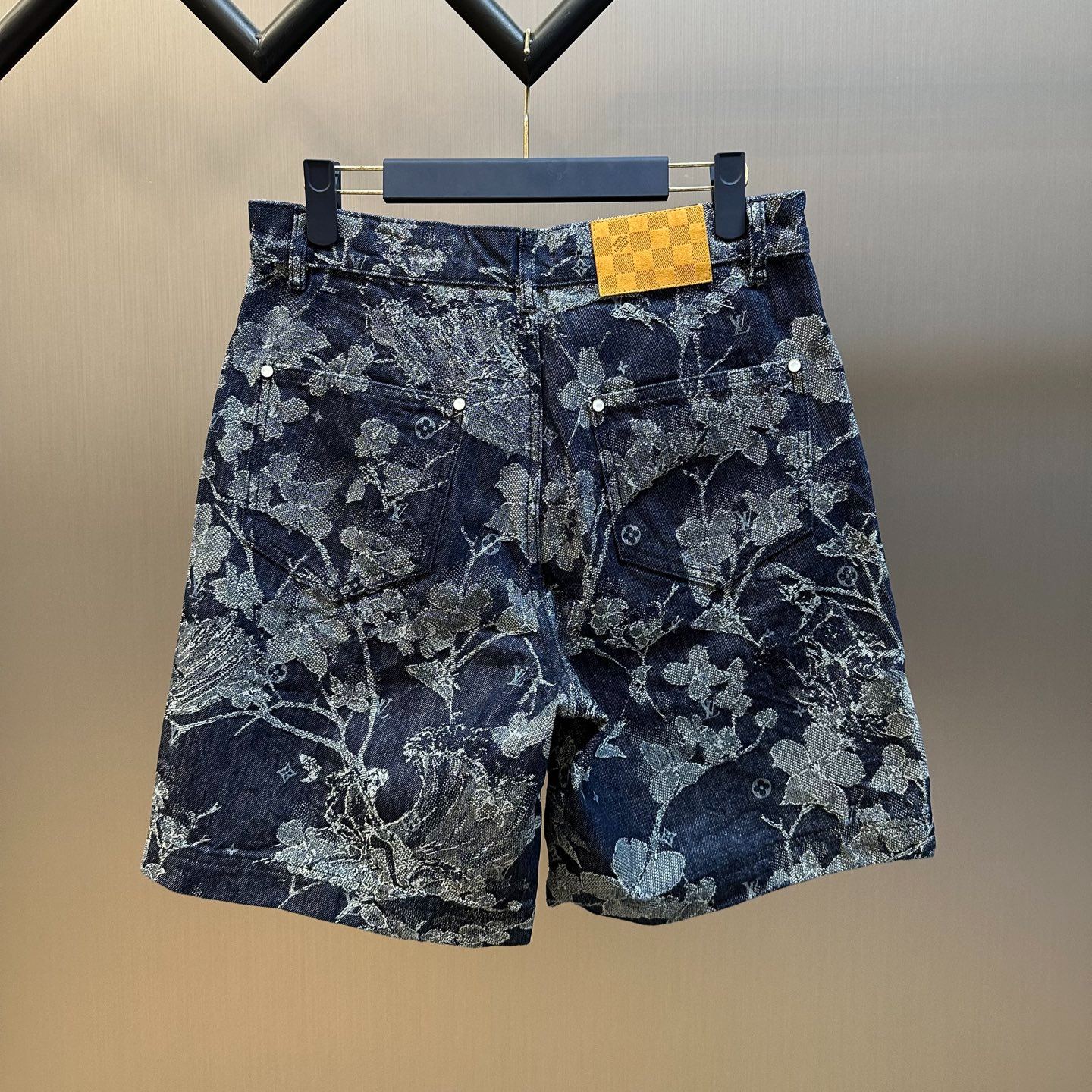 Louis Vuitton Men's Jacquard Denim Shorts（1AHXHM）