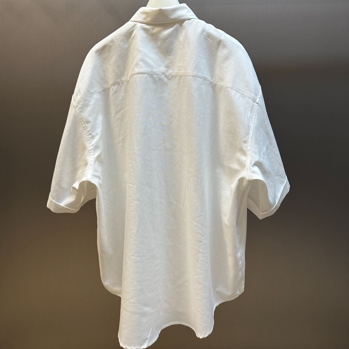 Ami Paris Boxy Fit Cotton Shirt（HSH230CO0031-450）