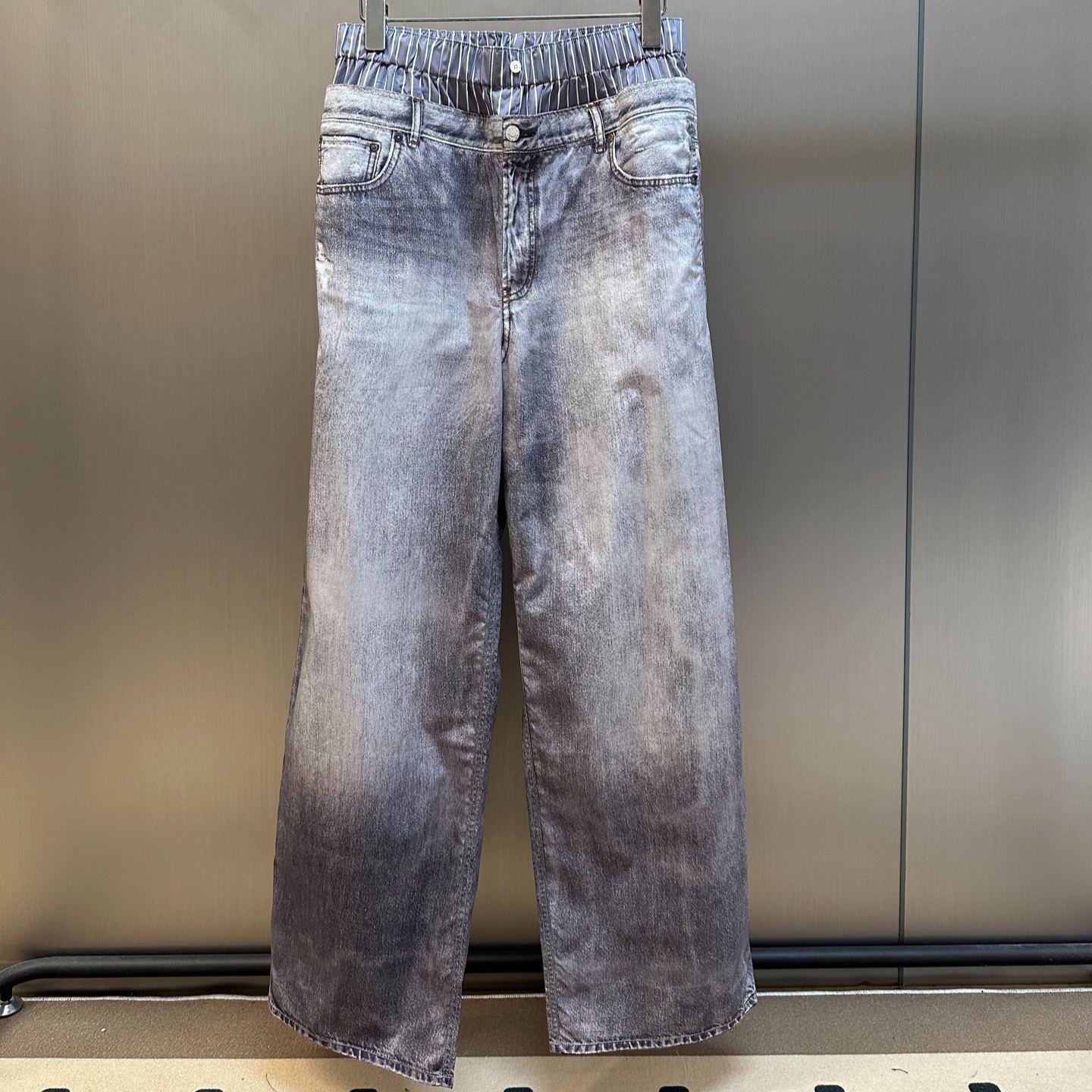 ACNE STUDIOS TROUSERS (AK0918-902）