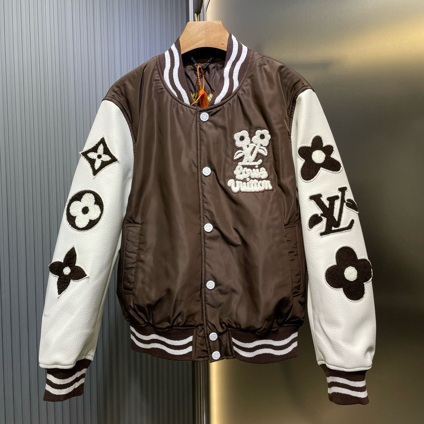 Louis Vuitton Varsity Jacket（1AFPWT）