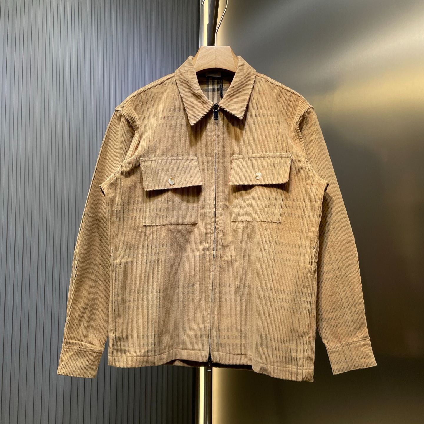 Burberry Checked corduroy overshirt（81131641）