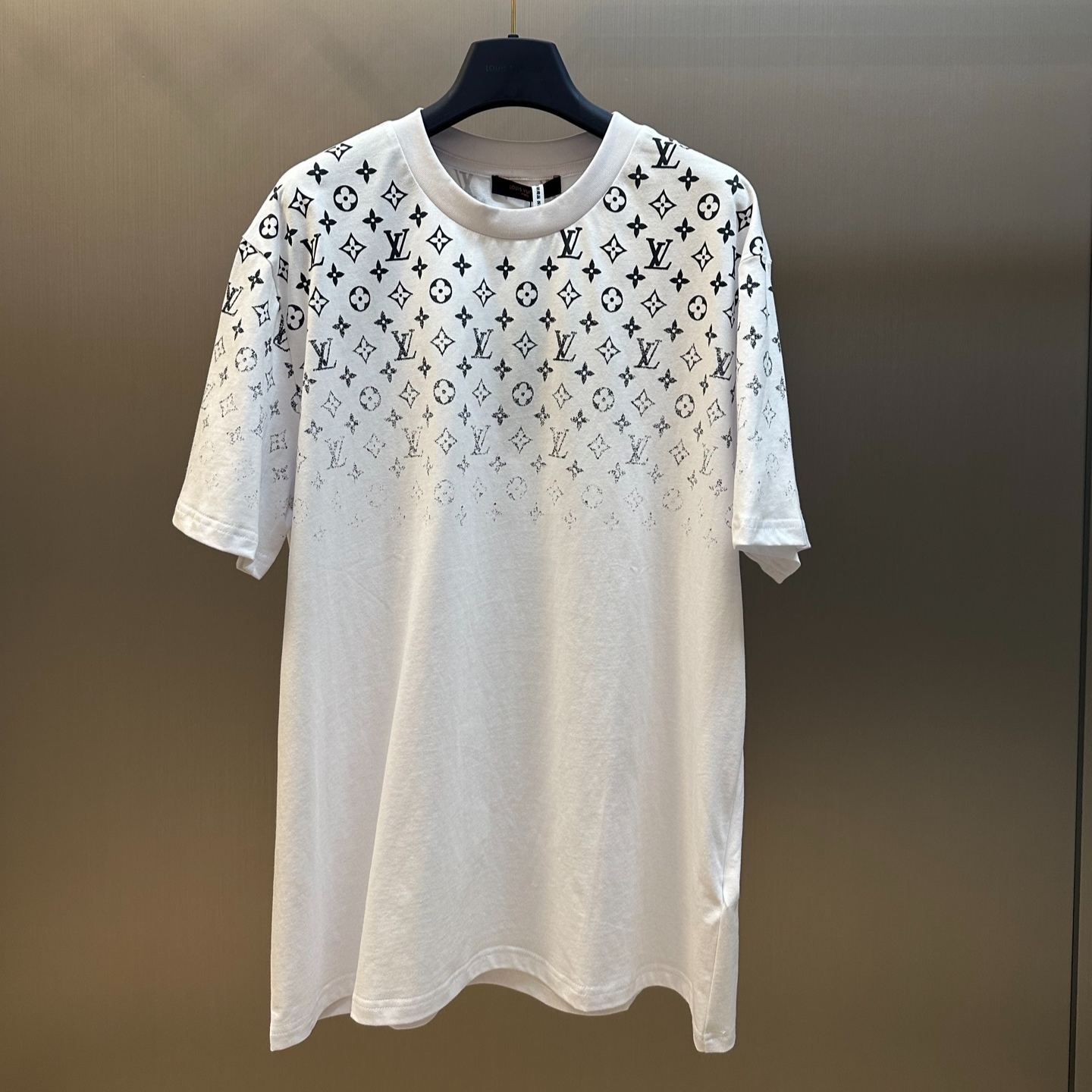 Louis Vuitton T-shirt Gradation Monogram White（1AHUG3）