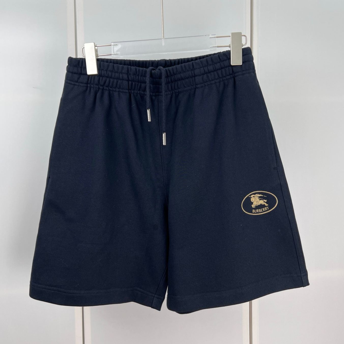 BURBERRY Knight's Seal Cotton Shorts（81104951）