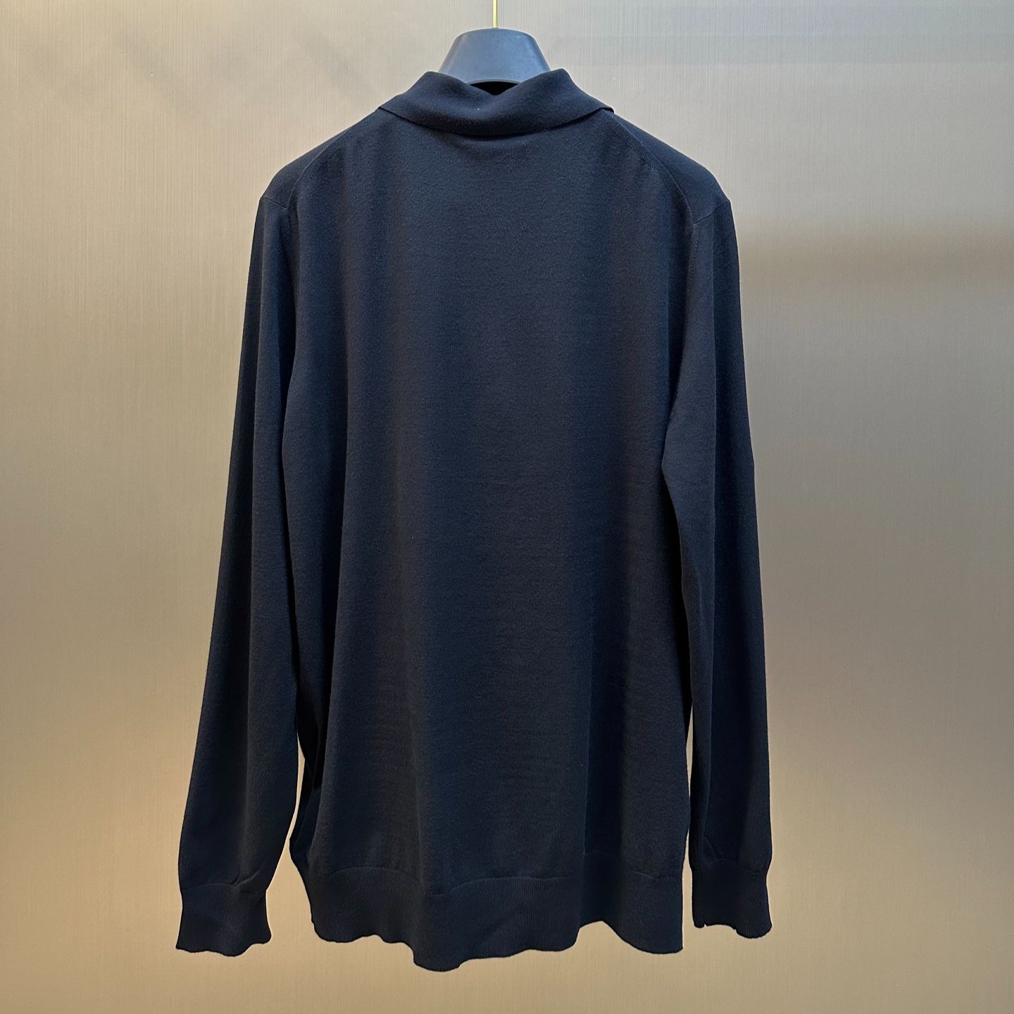 Prada Long-Sleeved Knitted Polo Shirt (UMB815-1164-S-OOO）