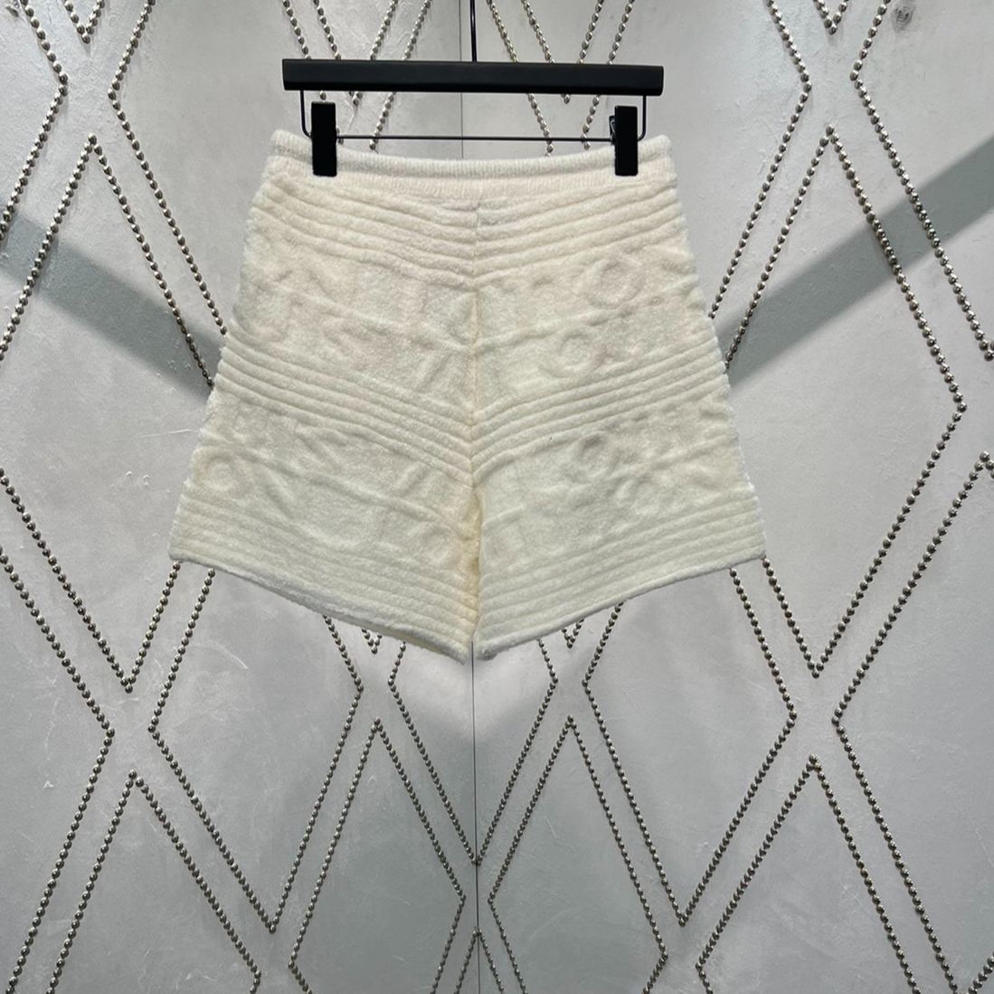 Louis Vuitton Shorts（RW202W）