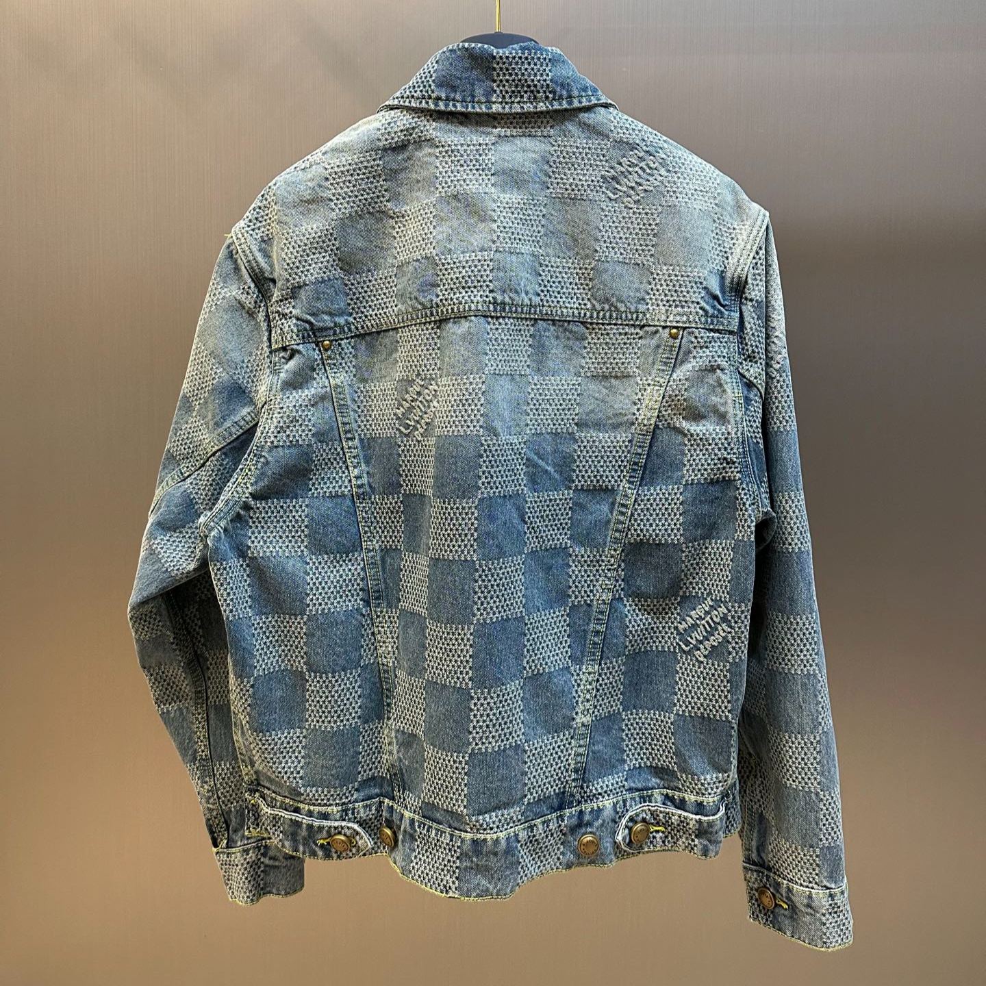 Louis Vuitton Damier Men's Denim Jacket（1AHCPE）