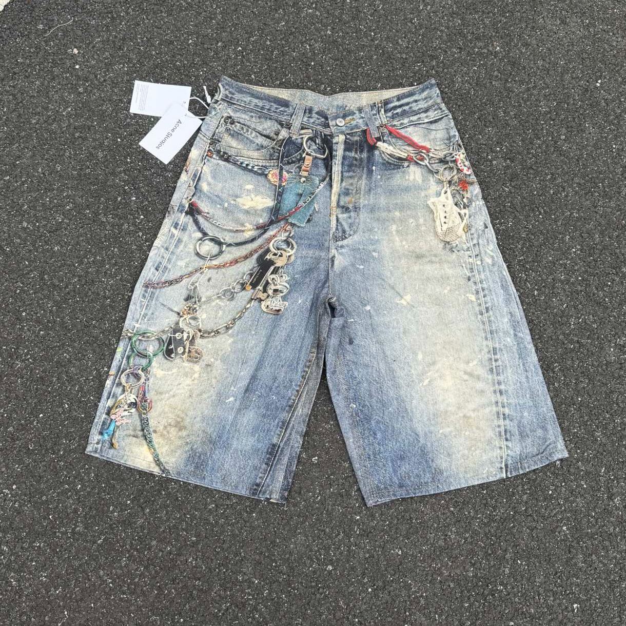 Acne Studios Loose fit shorts (BE0163-AUZ）