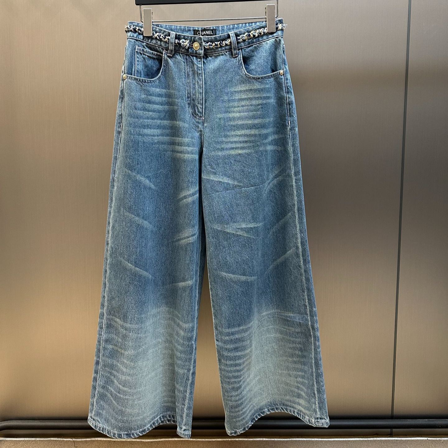 CHANEL Washed denim（P79899-V72238-U2161）