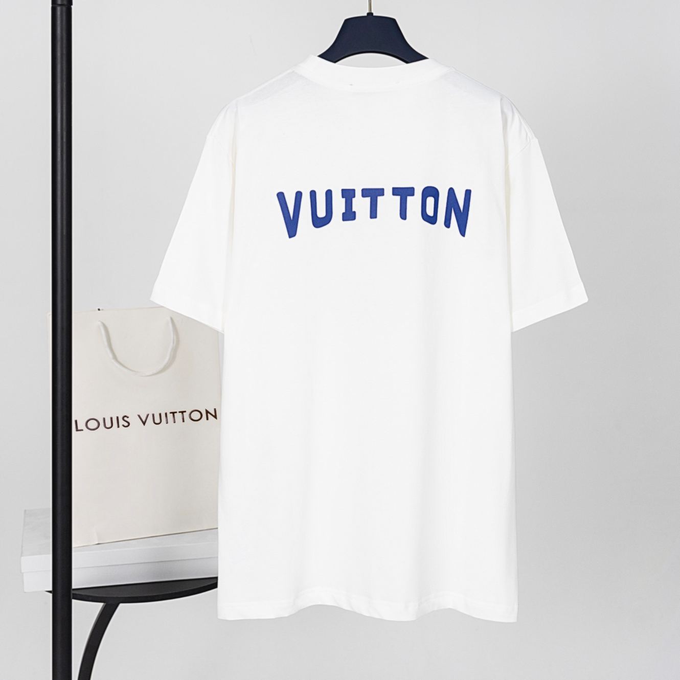 LOUIS VUITTON LOGO T-SHIRT（1AIML9）