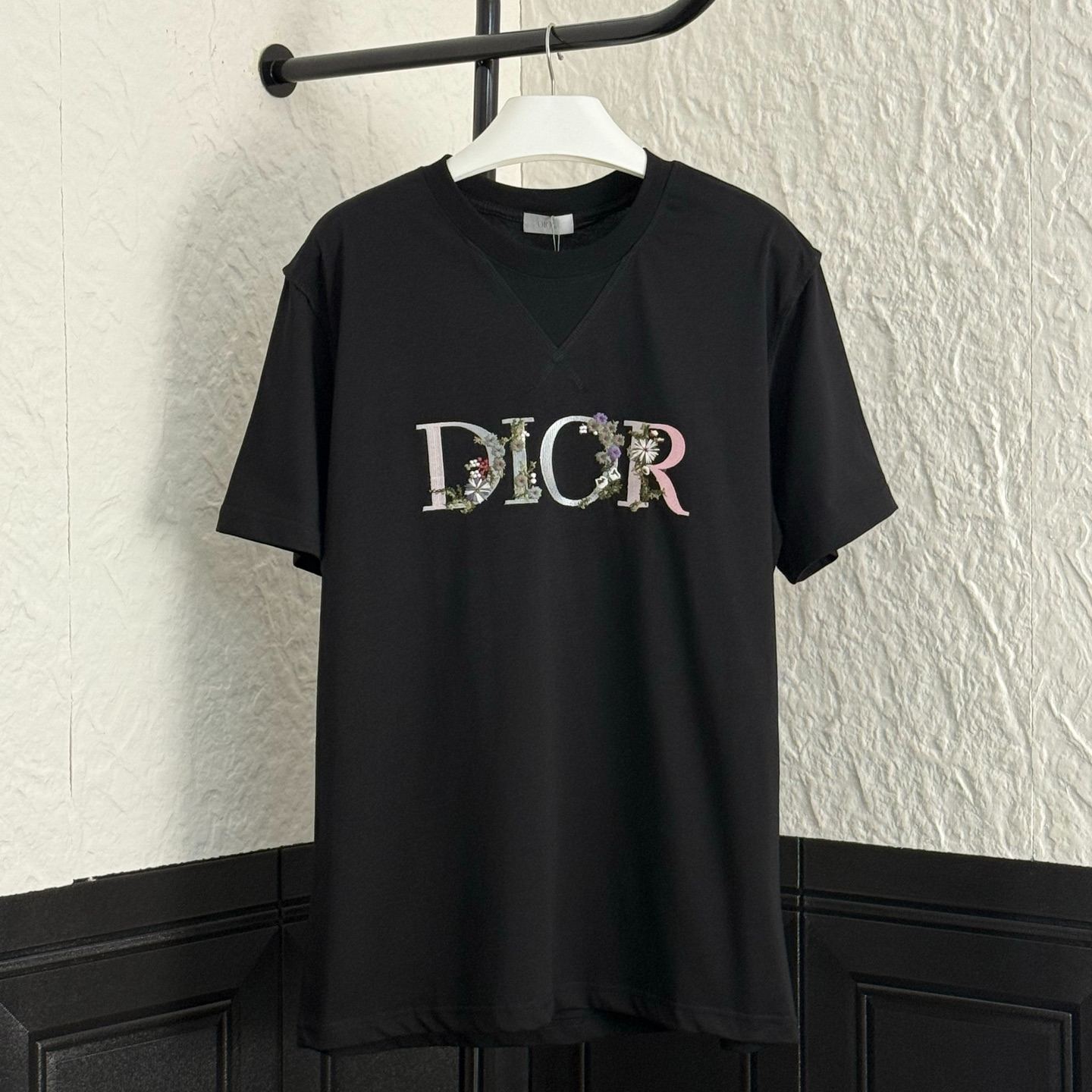 Dior Flowers Embroidered T-Shirt（113J686A0554-C084）