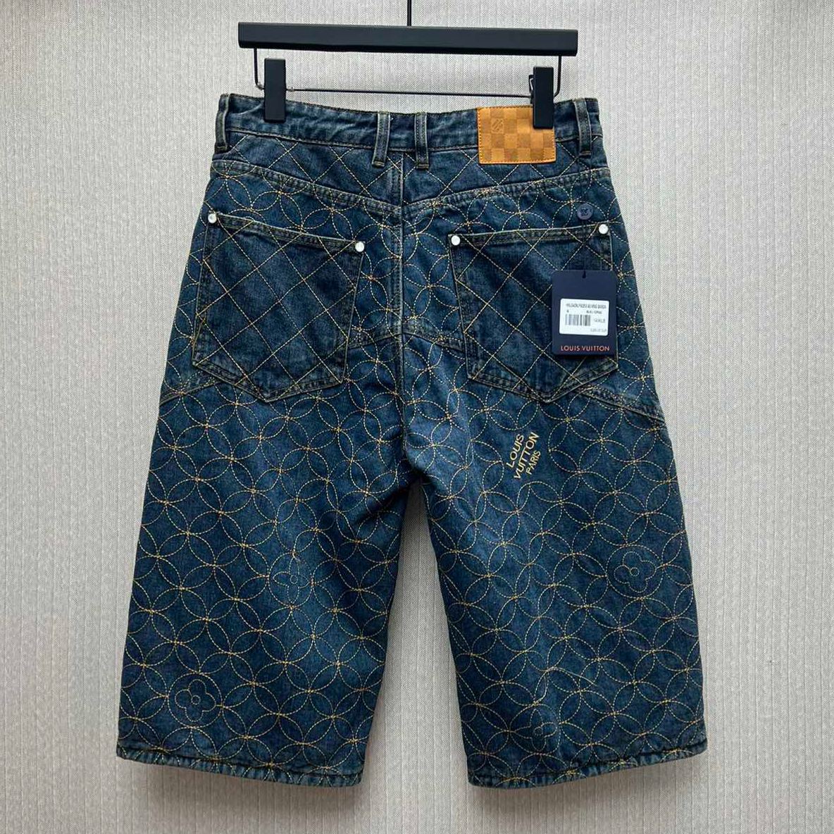 Louis Vuitton x NIGO Collaboration Embroidered Workwear Shorts (1AILV4）